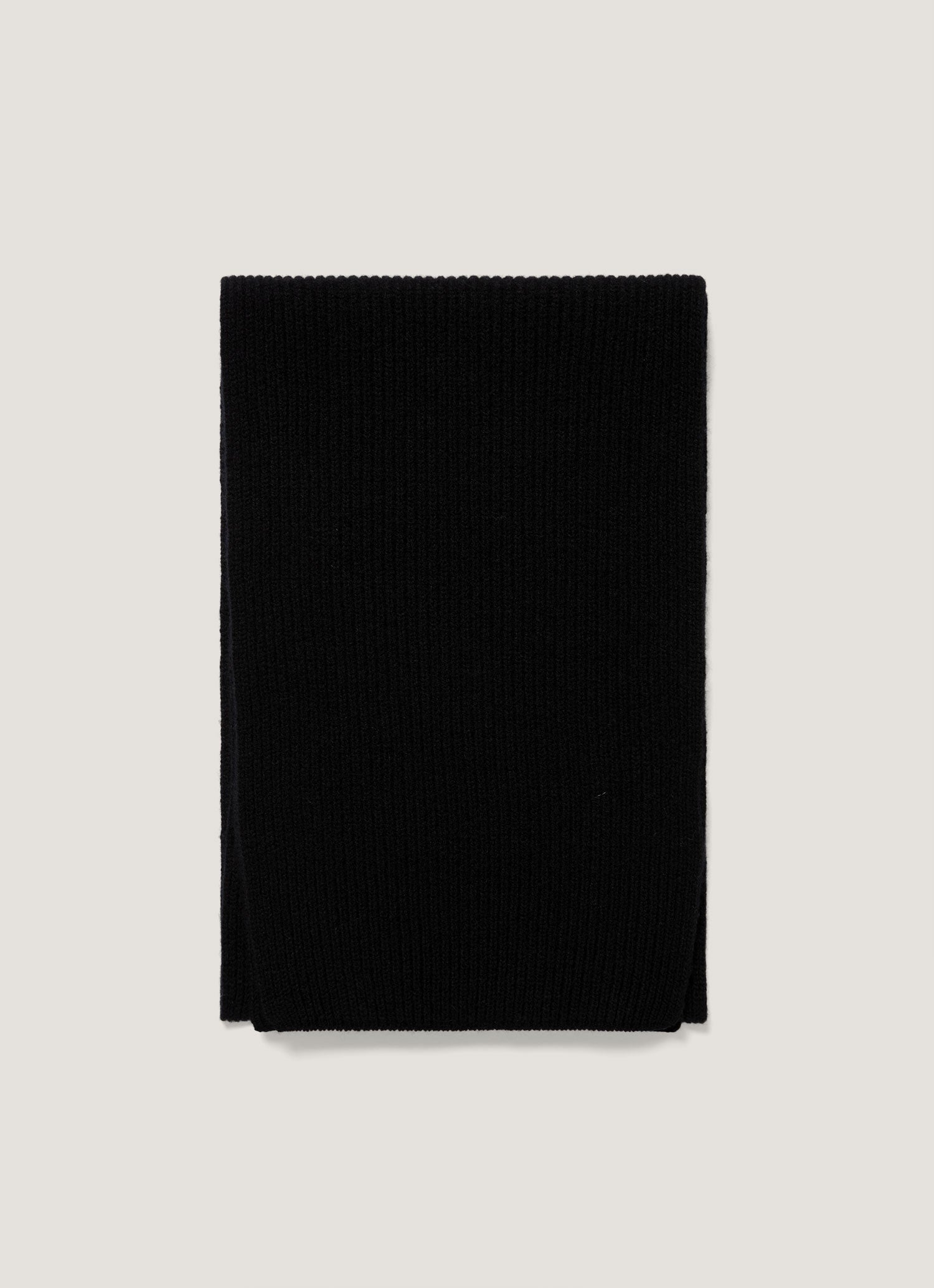 Cashmere Ribbed Scarf in Black