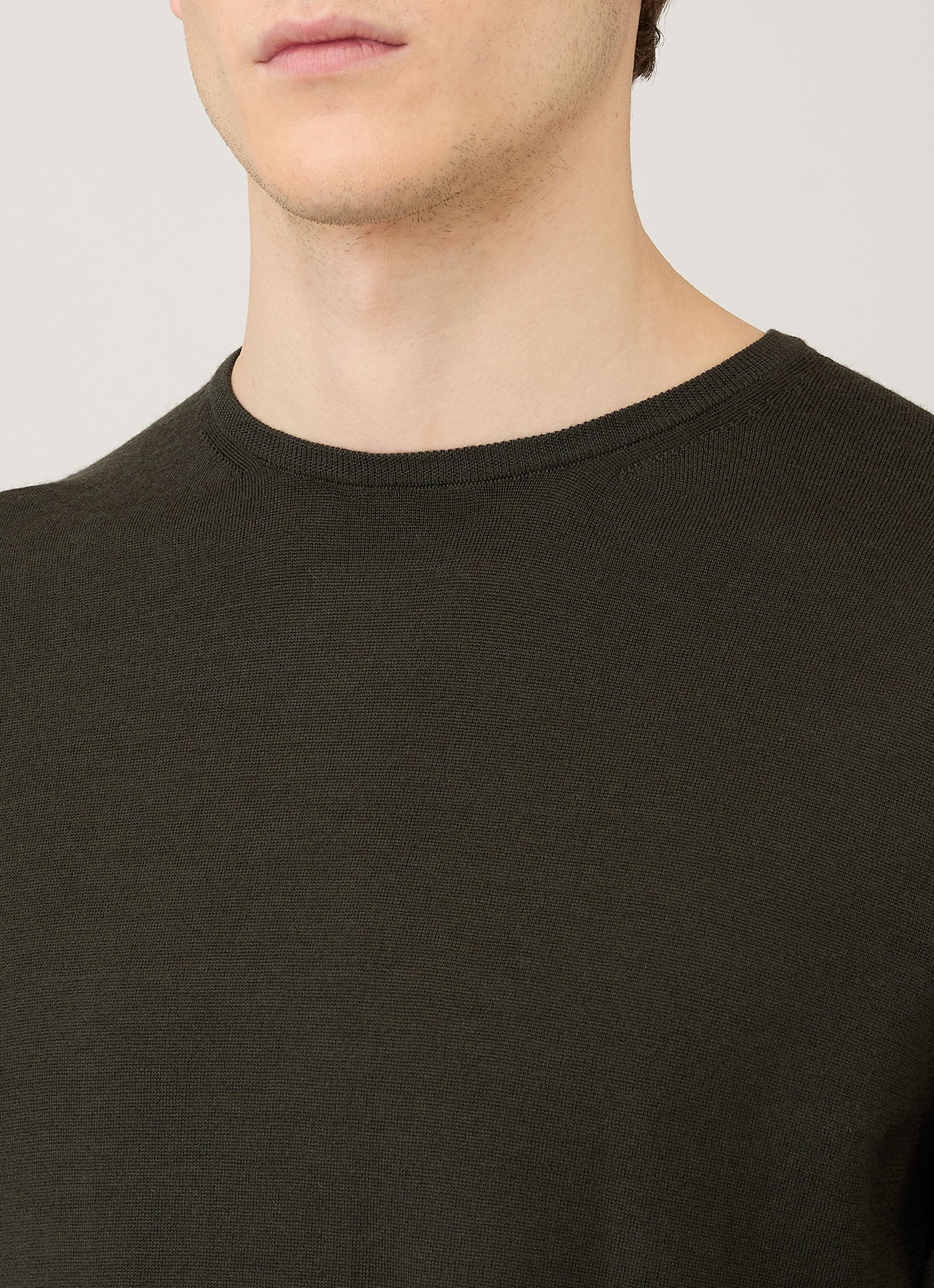 Men's Extra-Fine Merino Crew Neck in Dark Green