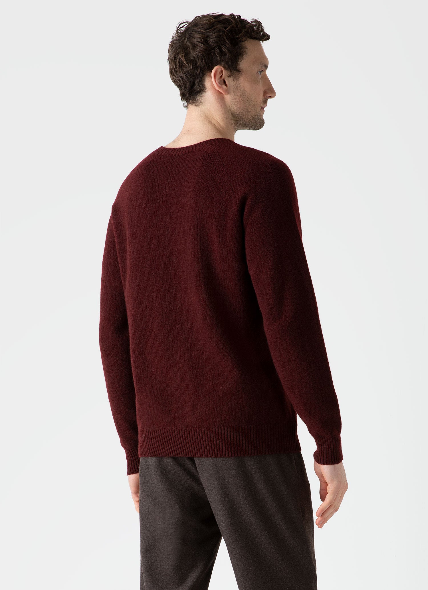 Men's Lambswool Crew Neck Jumper in Maroon