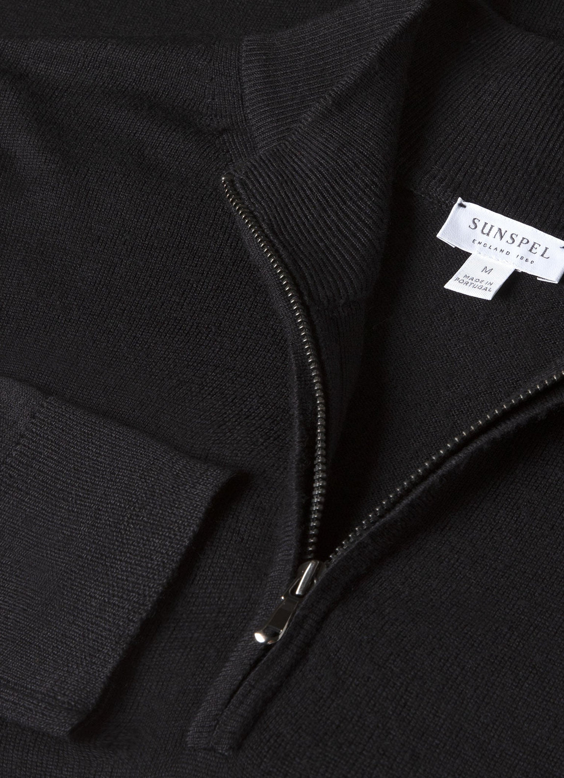 Men's Extra-Fine Merino Zip Neck in Black