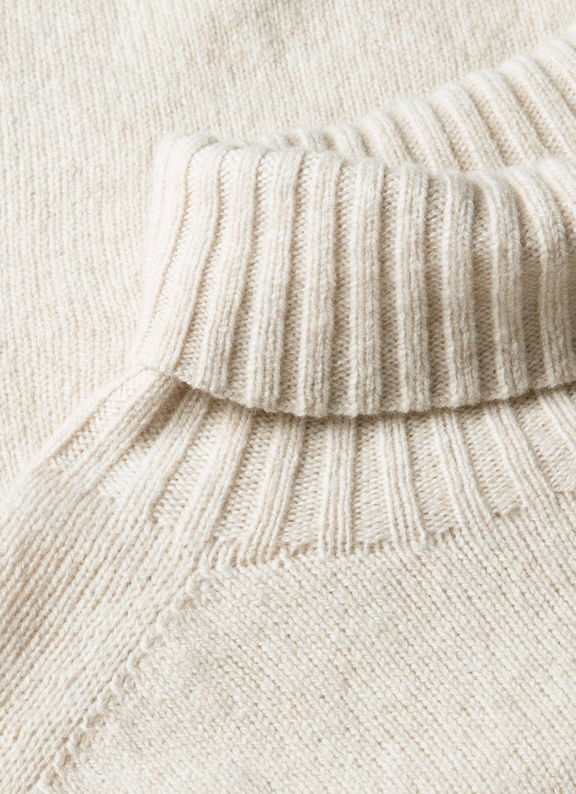Men's Lambswool Roll Neck in Oatmeal Melange