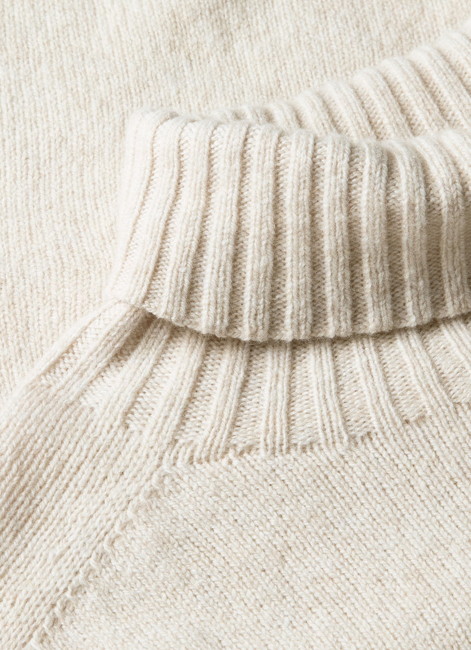 Men's Lambswool Roll Neck in Oatmeal Melange