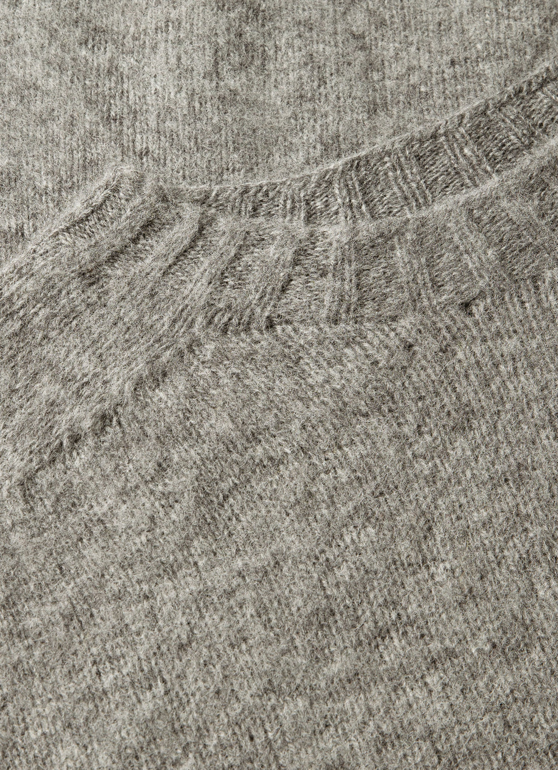Men's Shetland Crew Neck Jumper in Mid Grey Melange