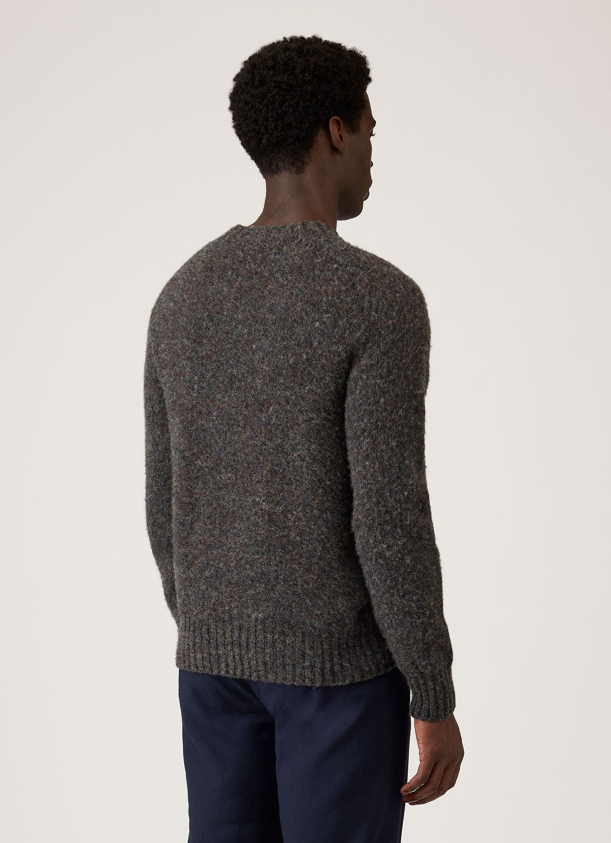 Men's Shetland Crew Neck Jumper in Charcoal