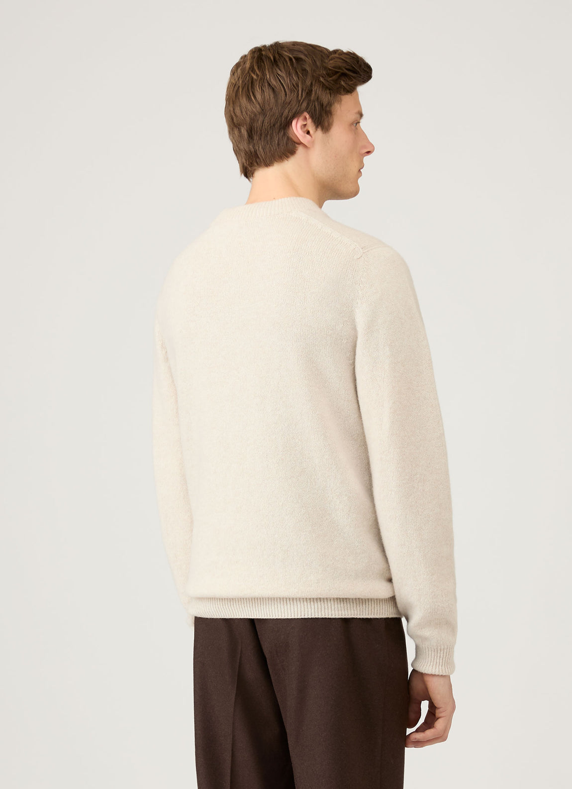 Men's Lambswool V-neck Jumper in Oatmeal Melange