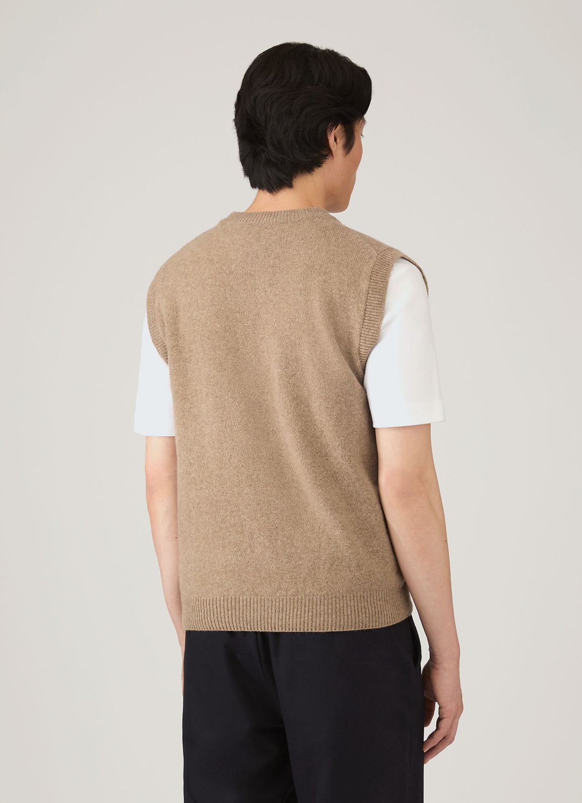 Men's Lambswool Vest in Sandstone