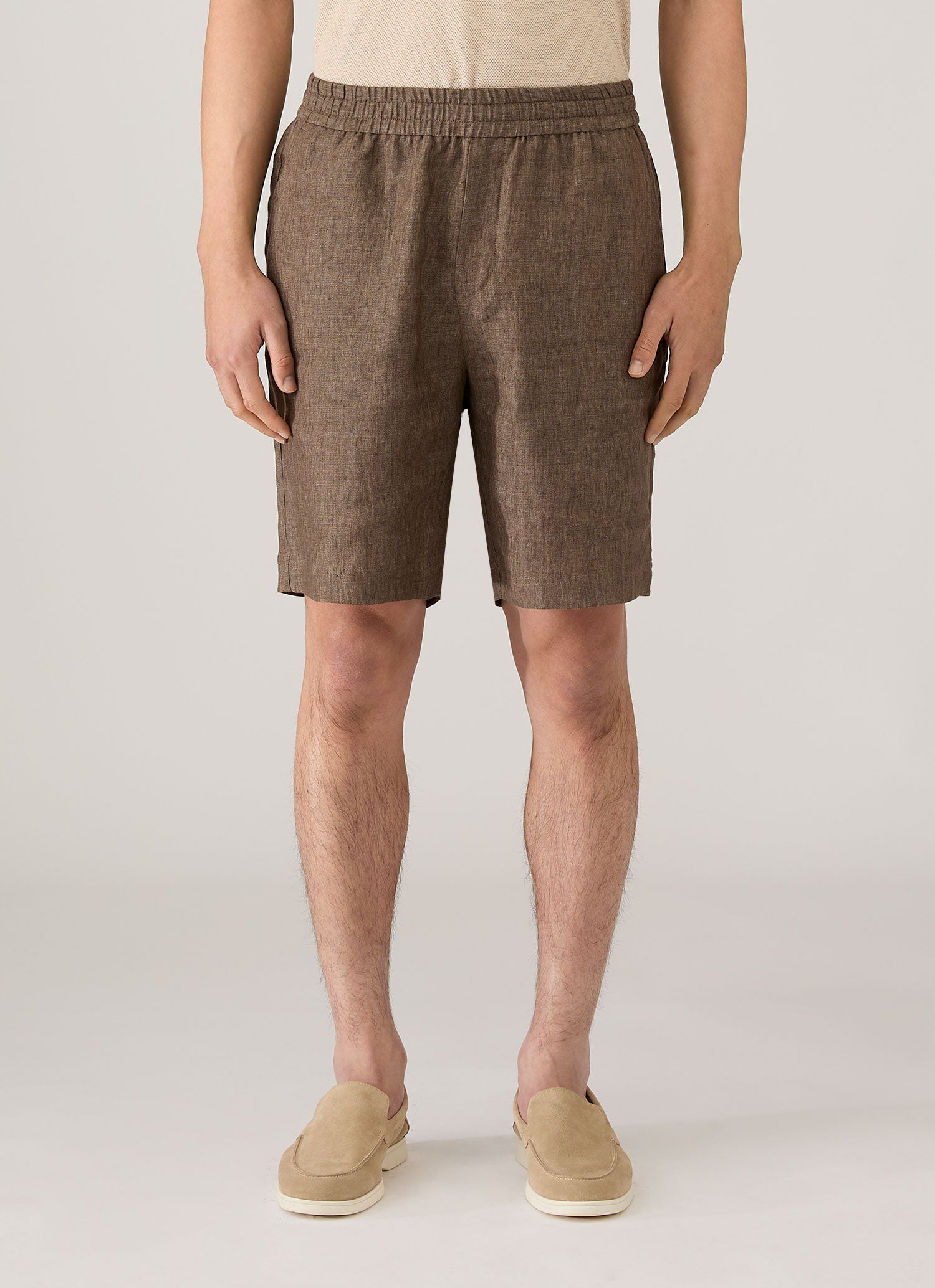 Men's Linen Drawstring Short in Dark Walnut