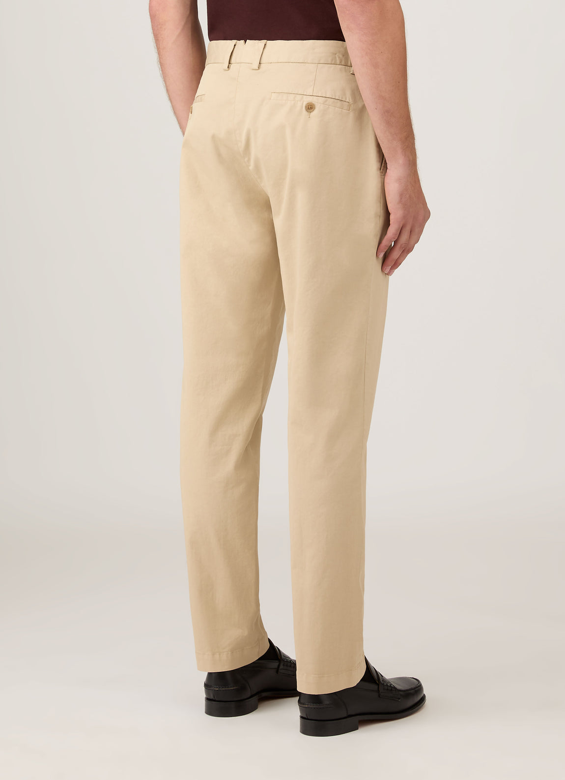 Men's Regular Fit Chino in Light Stone