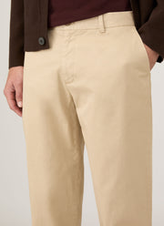 Men's Regular Fit Chino in Light Stone