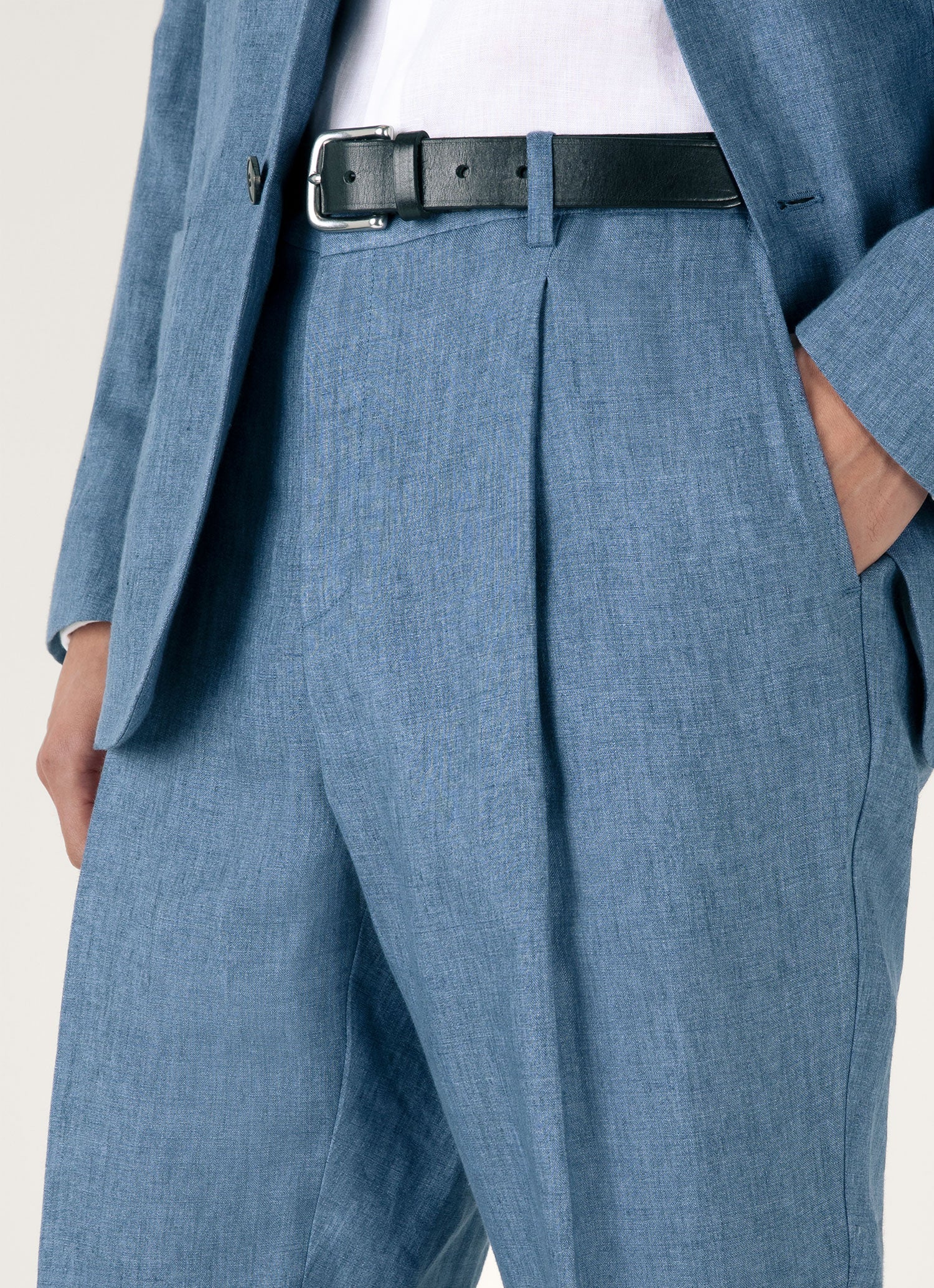 Men's Pleated Linen Trouser in Soft Denim Melange