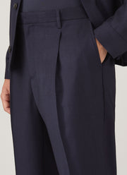 Men's Pleated Wool Twill Trouser in Navy