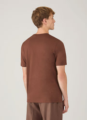 Men's Classic T-shirt in Conker Brown
