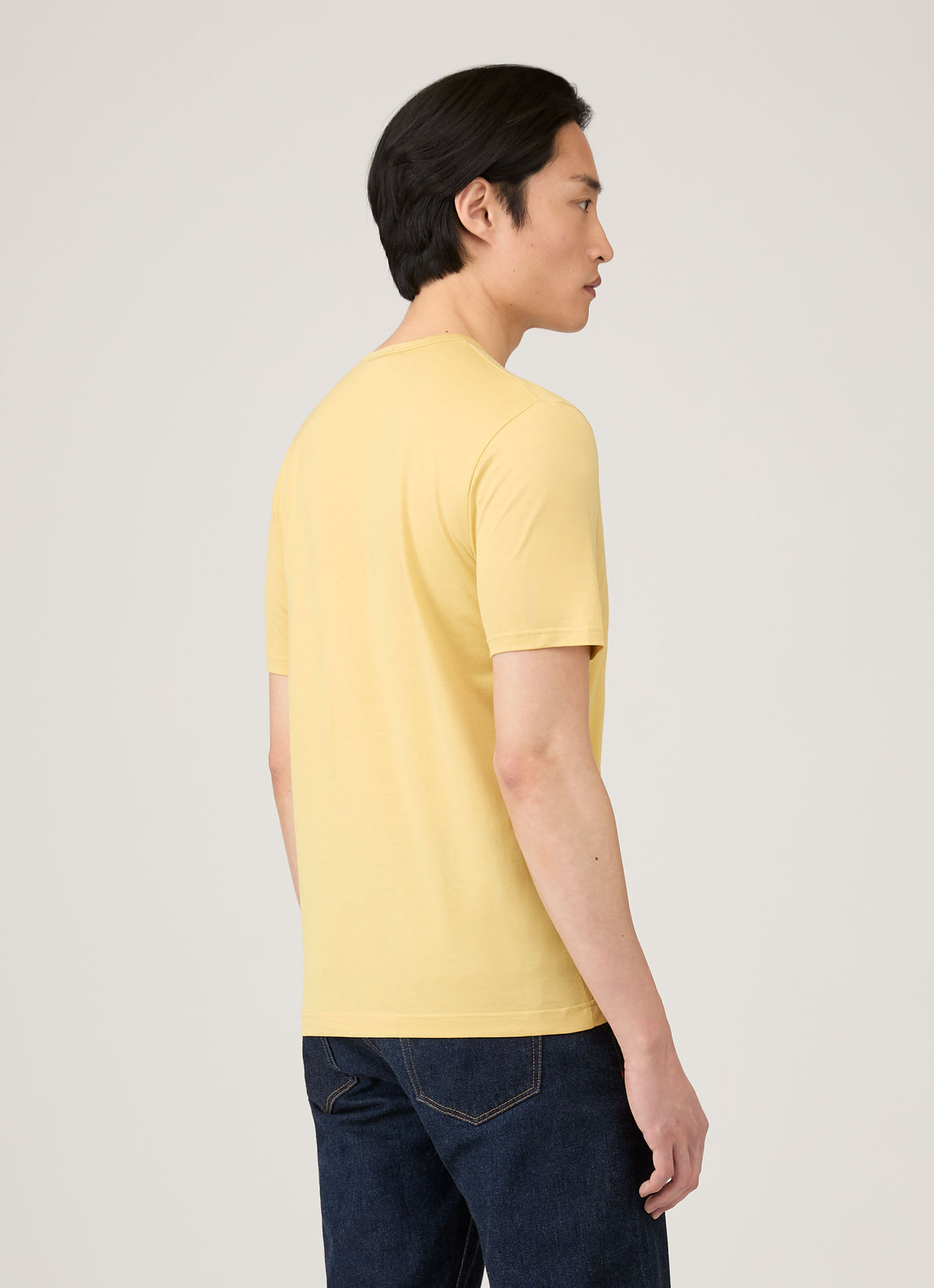 Men's Classic T-shirt in Dusty Yellow
