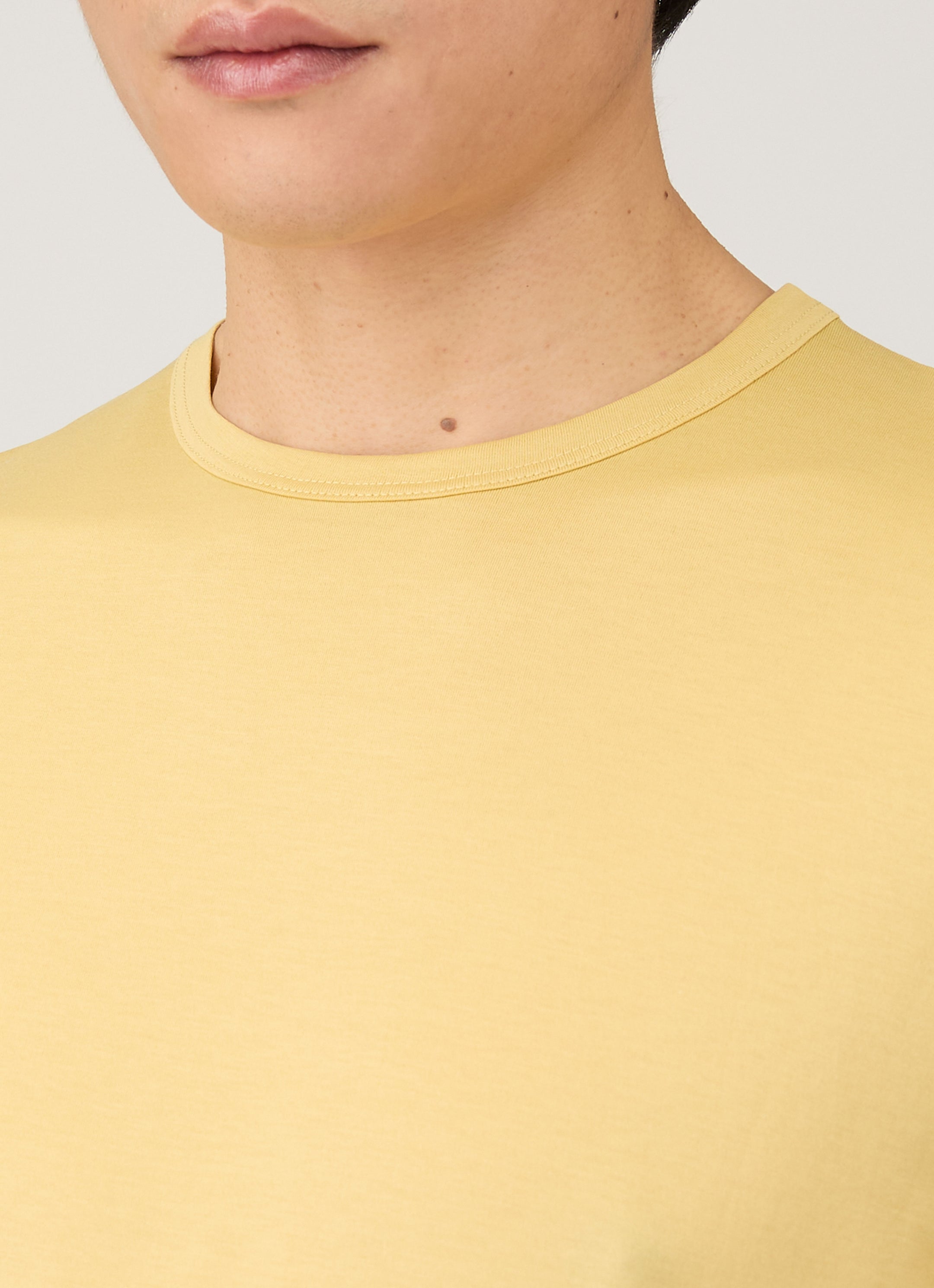 Men's Classic T-shirt in Dusty Yellow