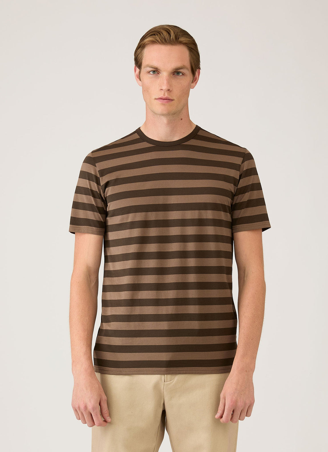 Men's Classic T-shirt in Dark Cedar/Dark Chocolate