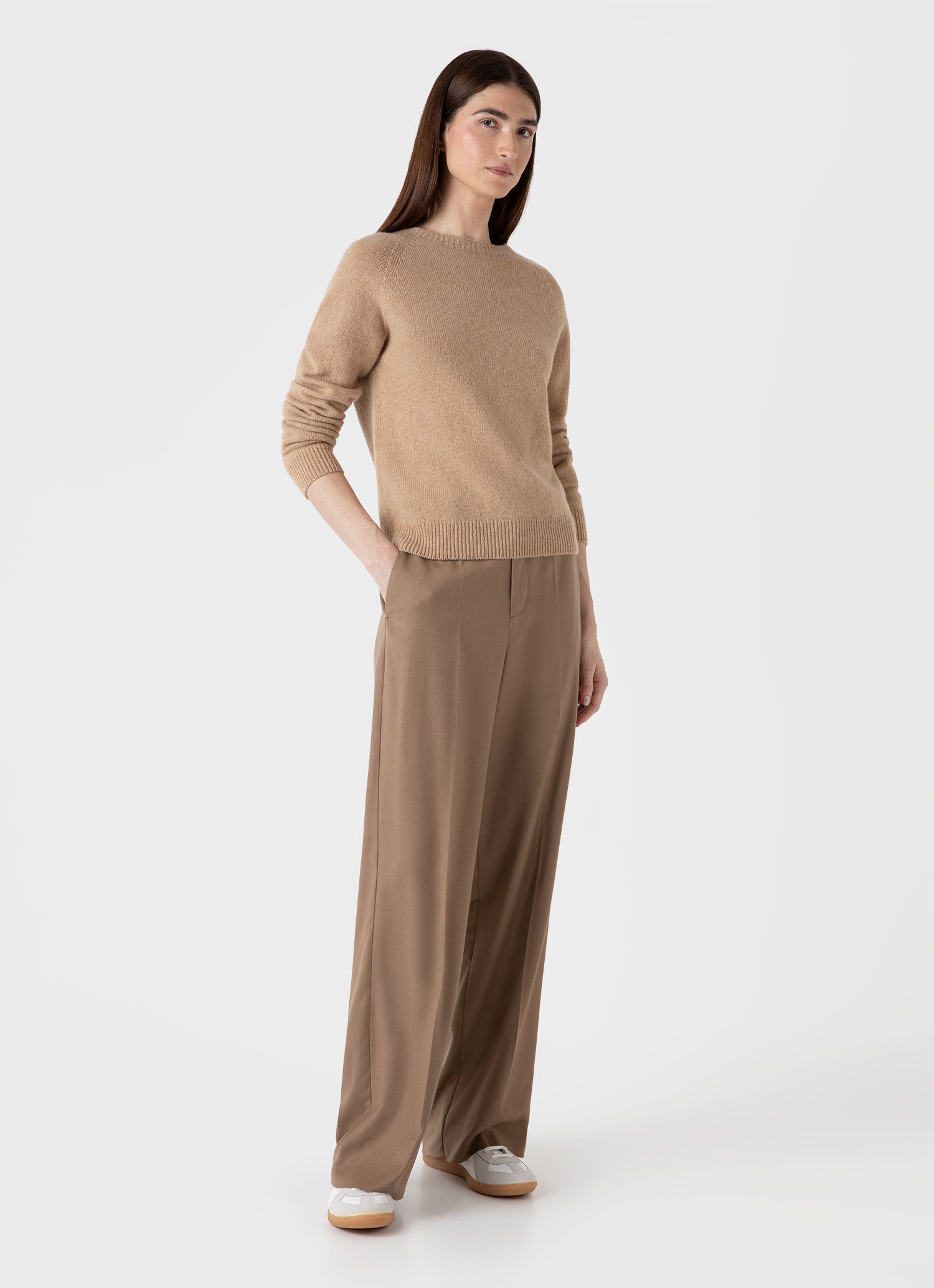 Women's Lambswool Crew Neck Jumper in Light Camel