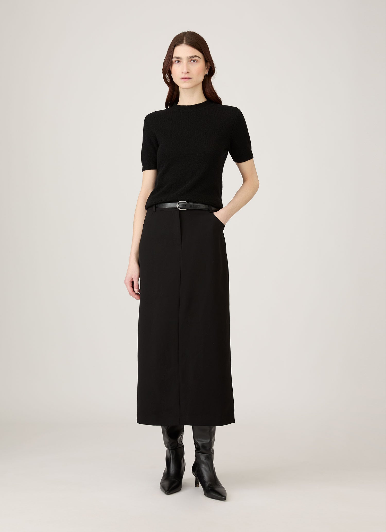 Women's Cashmere T-Shirt in Black