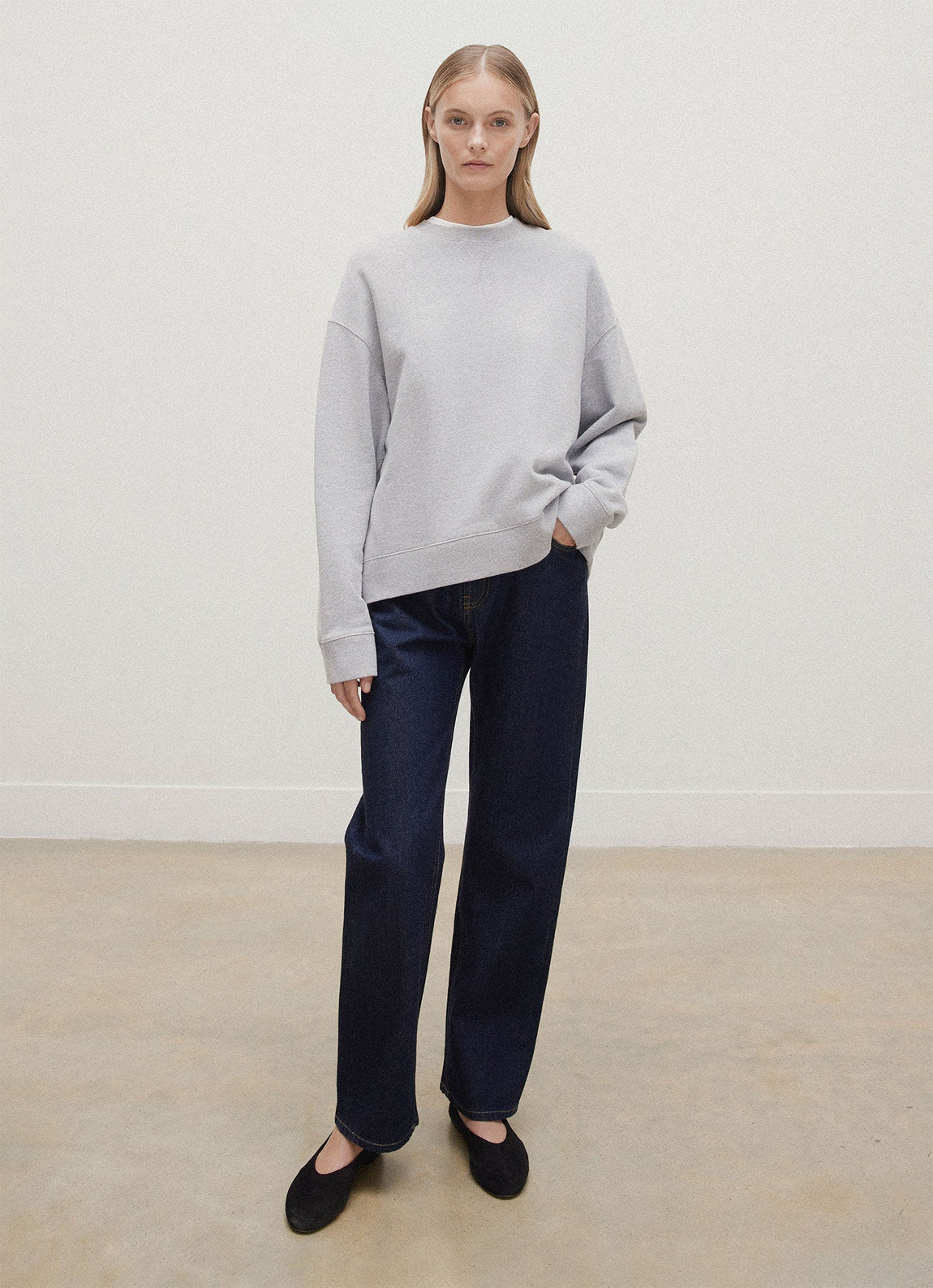 Women's Relaxed Loopback Sweatshirt in Grey Melange