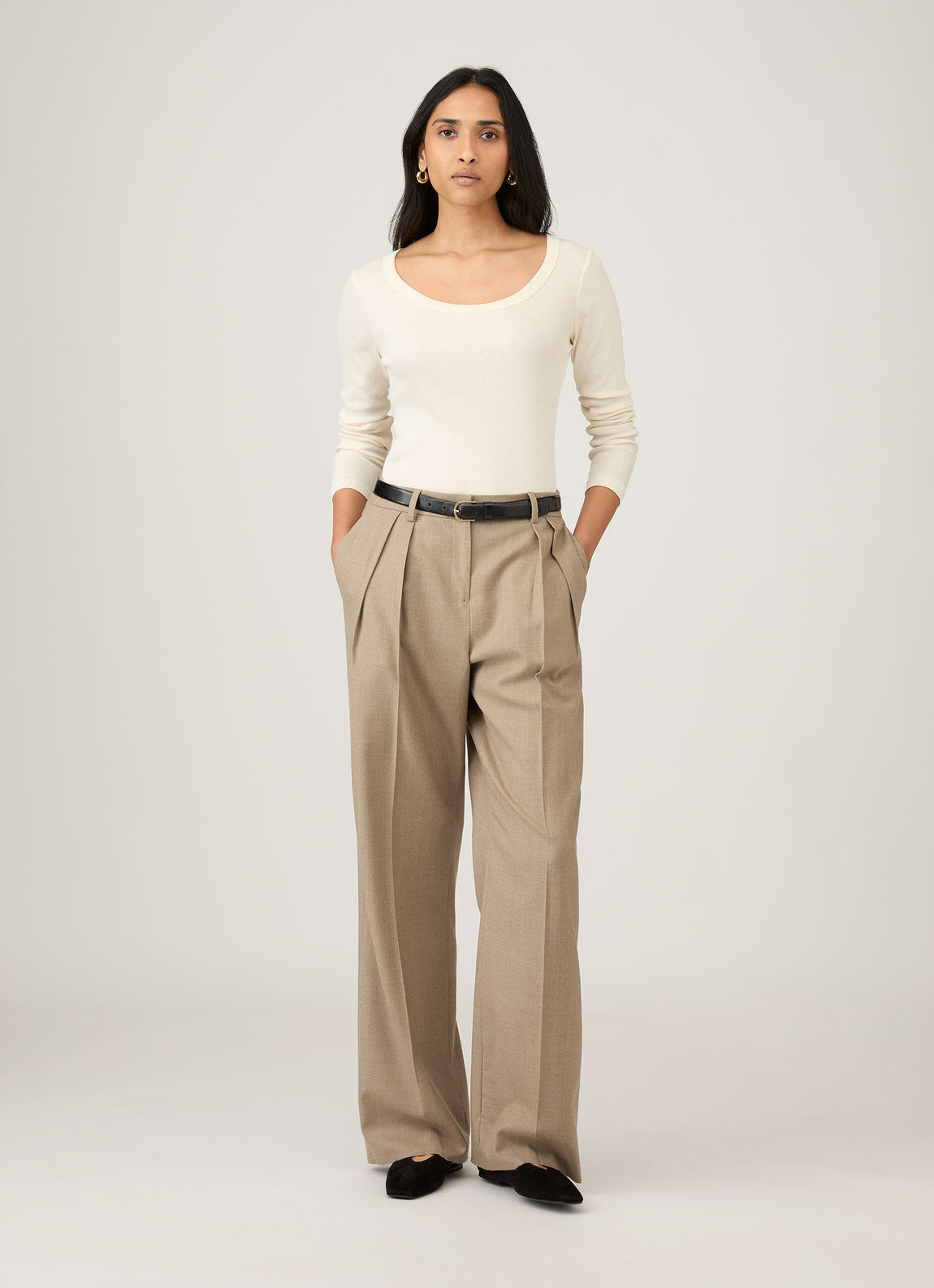 Women's Ribbed Scoop Neck T-shirt in Ecru