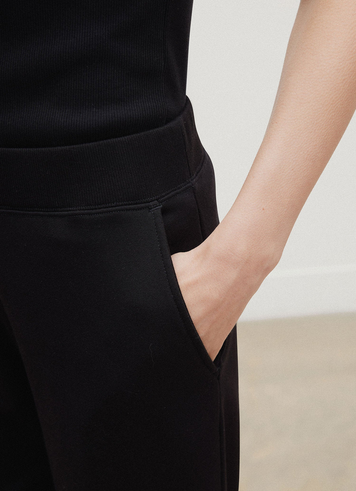 Women's Supima Loopback Sweatpants in Black