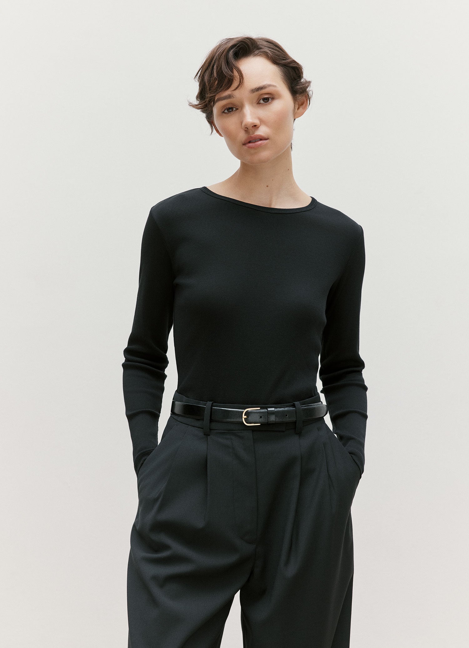 Women's Ribbed Long Sleeve T-shirt in Black | Sunspel