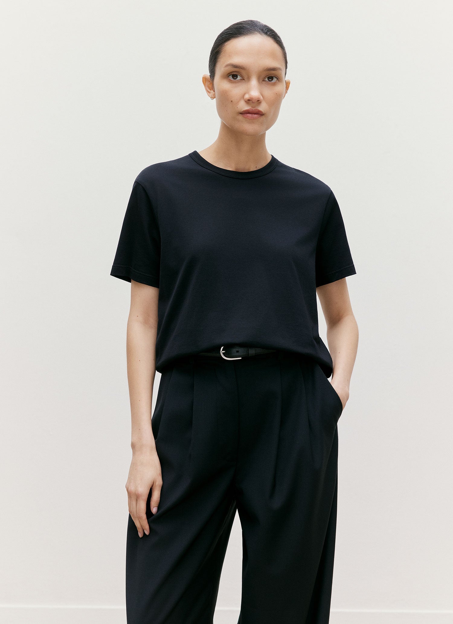 Women's Everyday T-shirt in Black | Sunspel