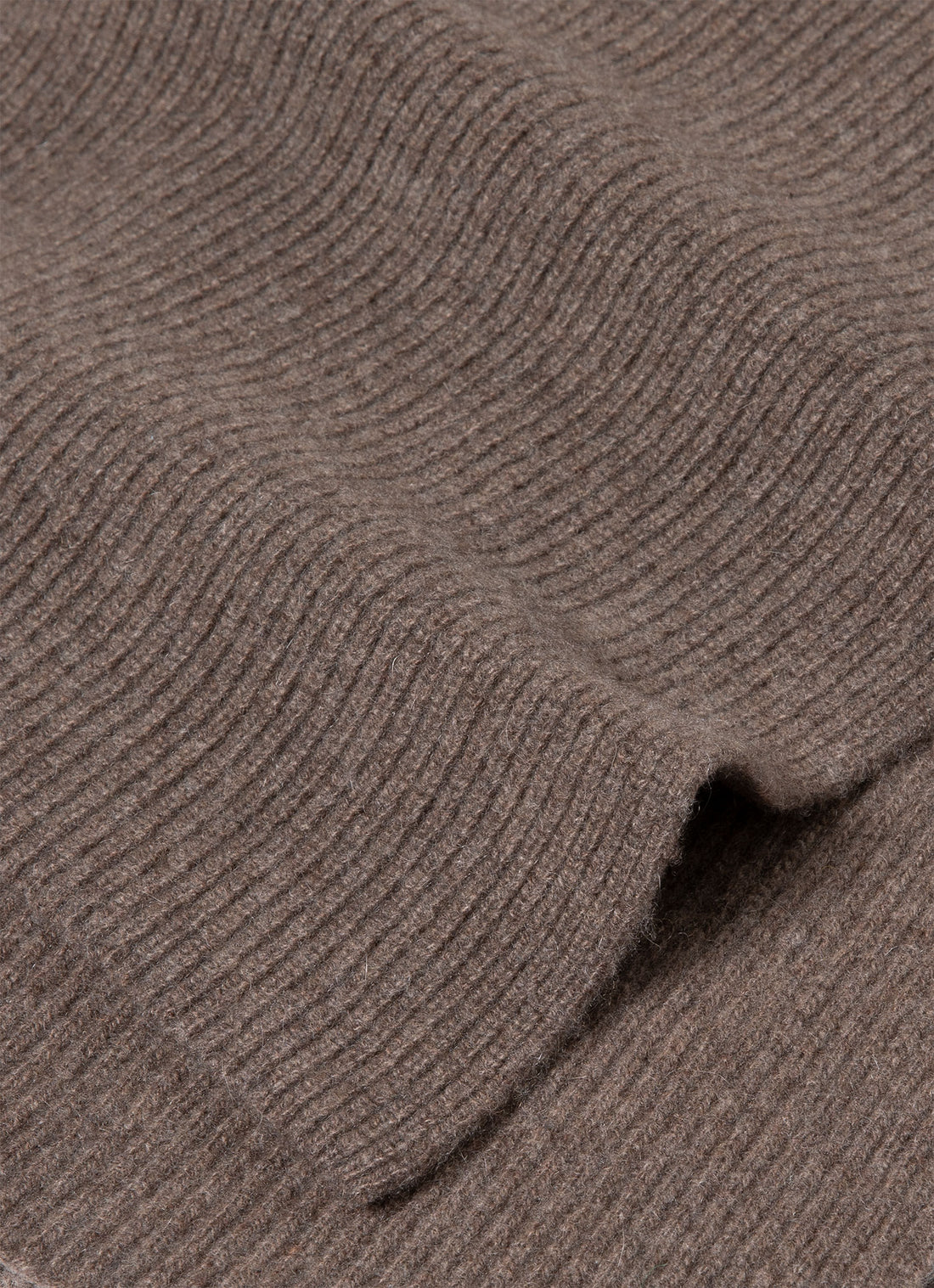 Cashmere Ribbed Scarf in Umber Brown