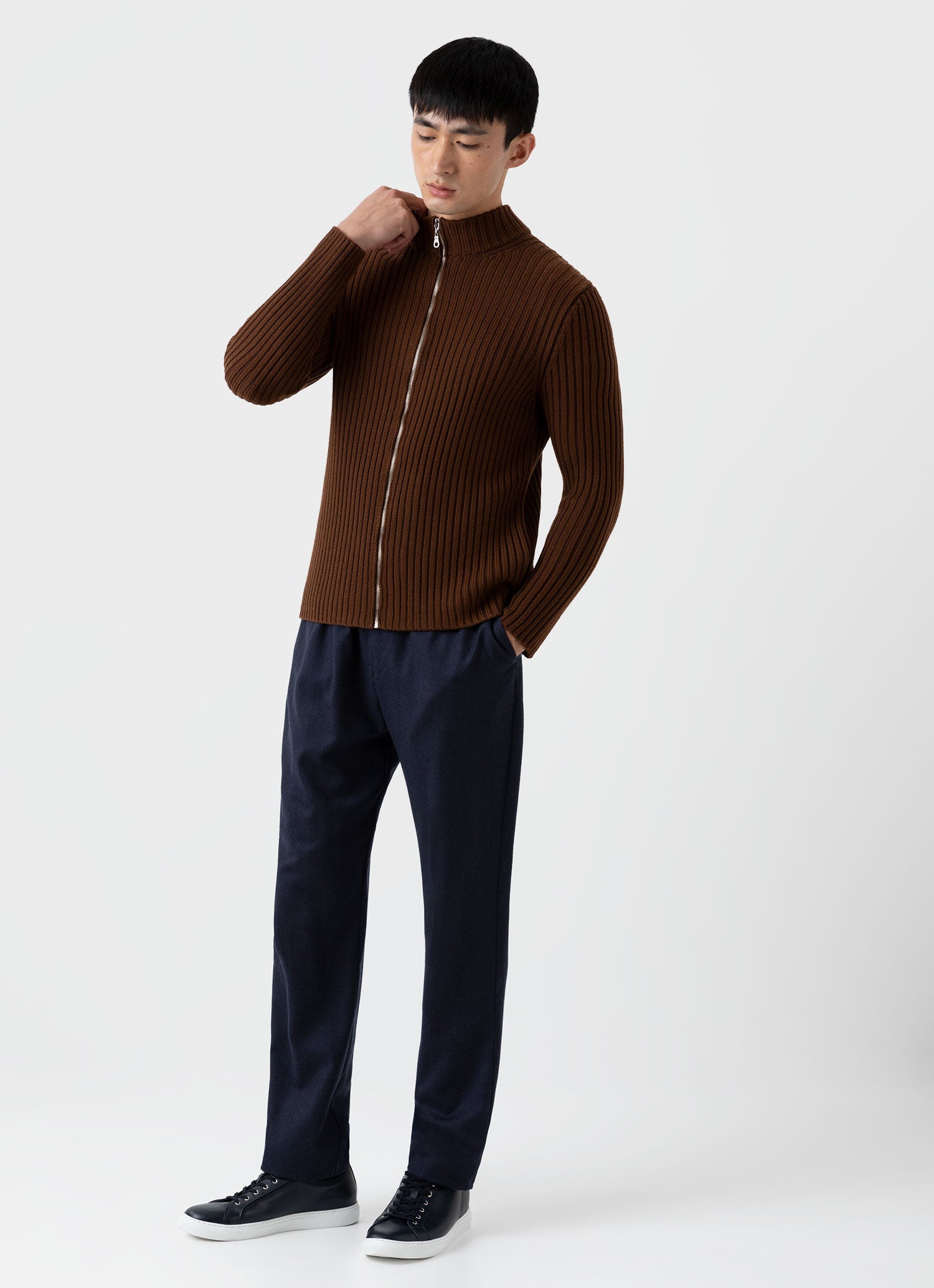 Men's Merino Rib Zip Cardigan in Pecan