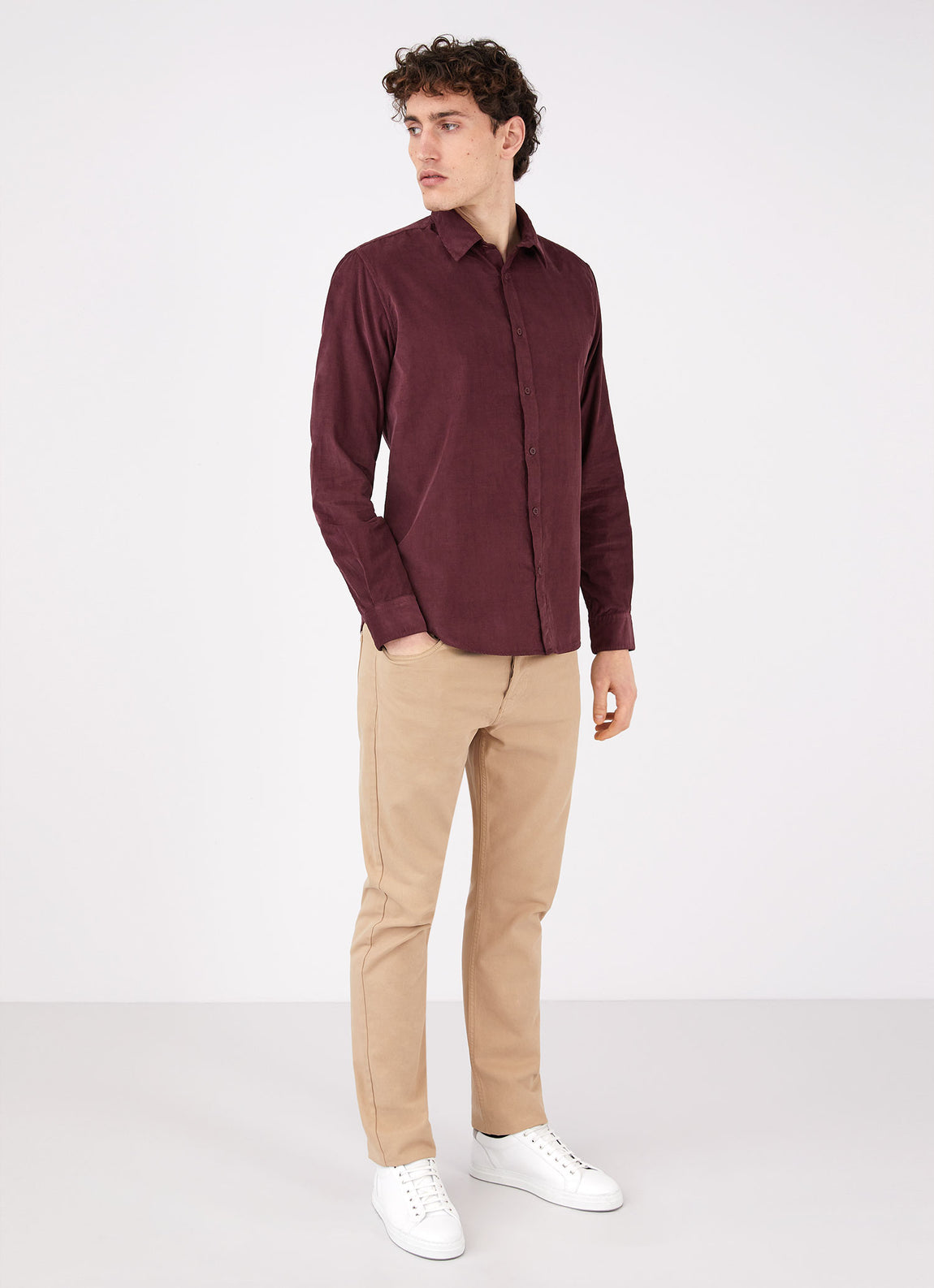 Men's Fine Cord Shirt in Port