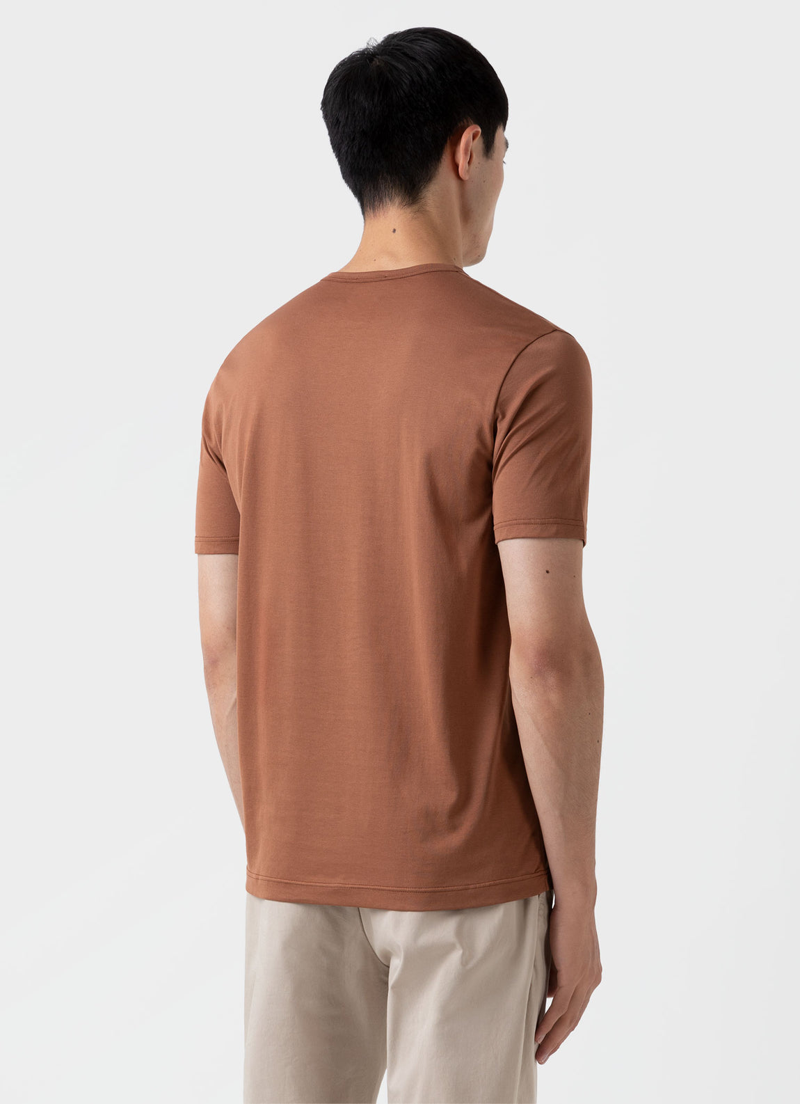 Men's Classic T-shirt in Pecan