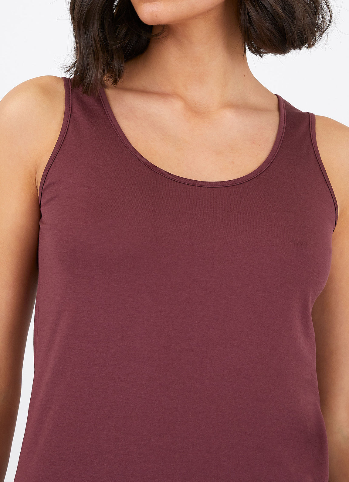 Women's Classic Vest in Oxblood