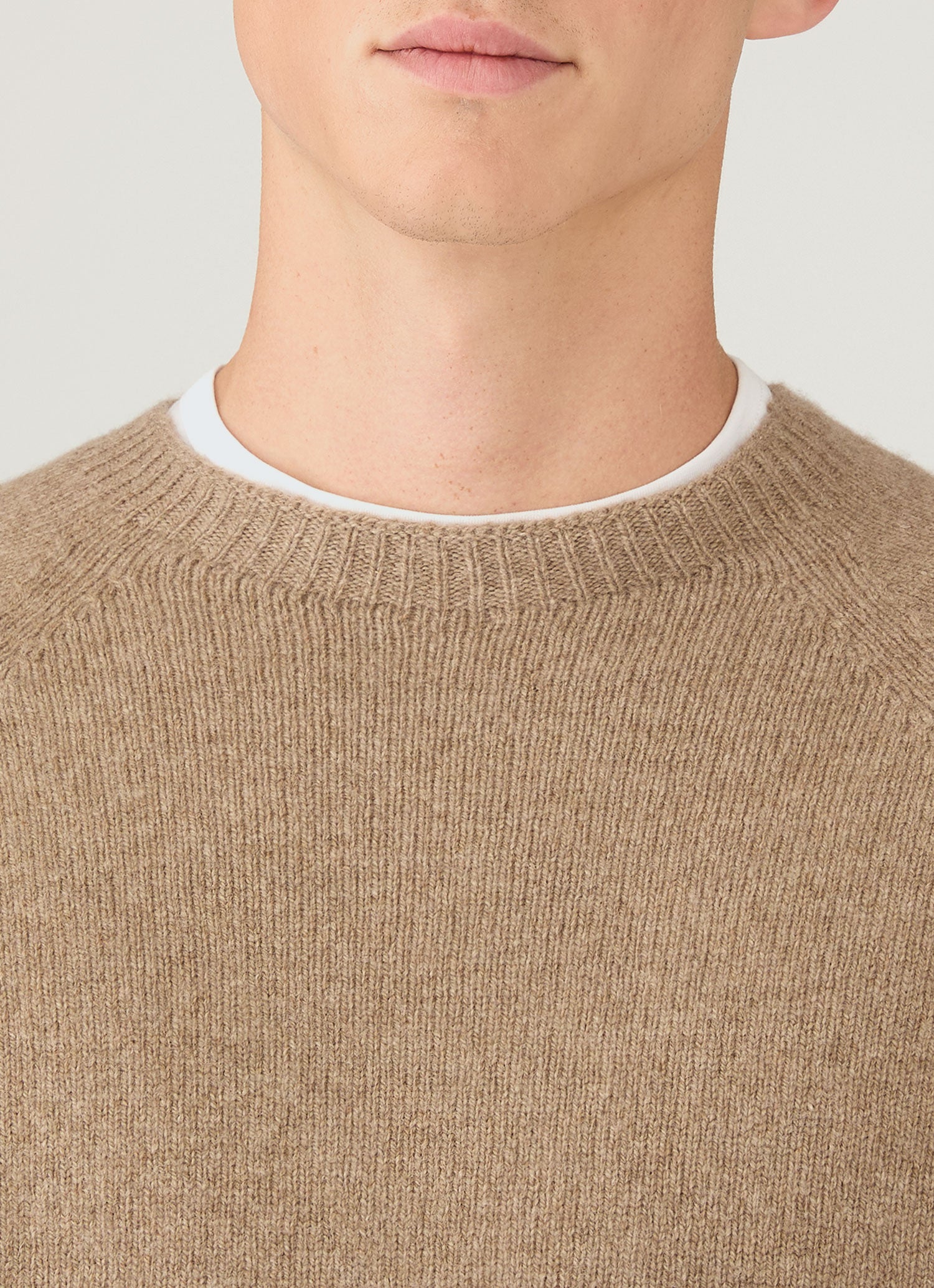 Men's Lambswool Crew Neck Jumper in Sandstone | Sunspel