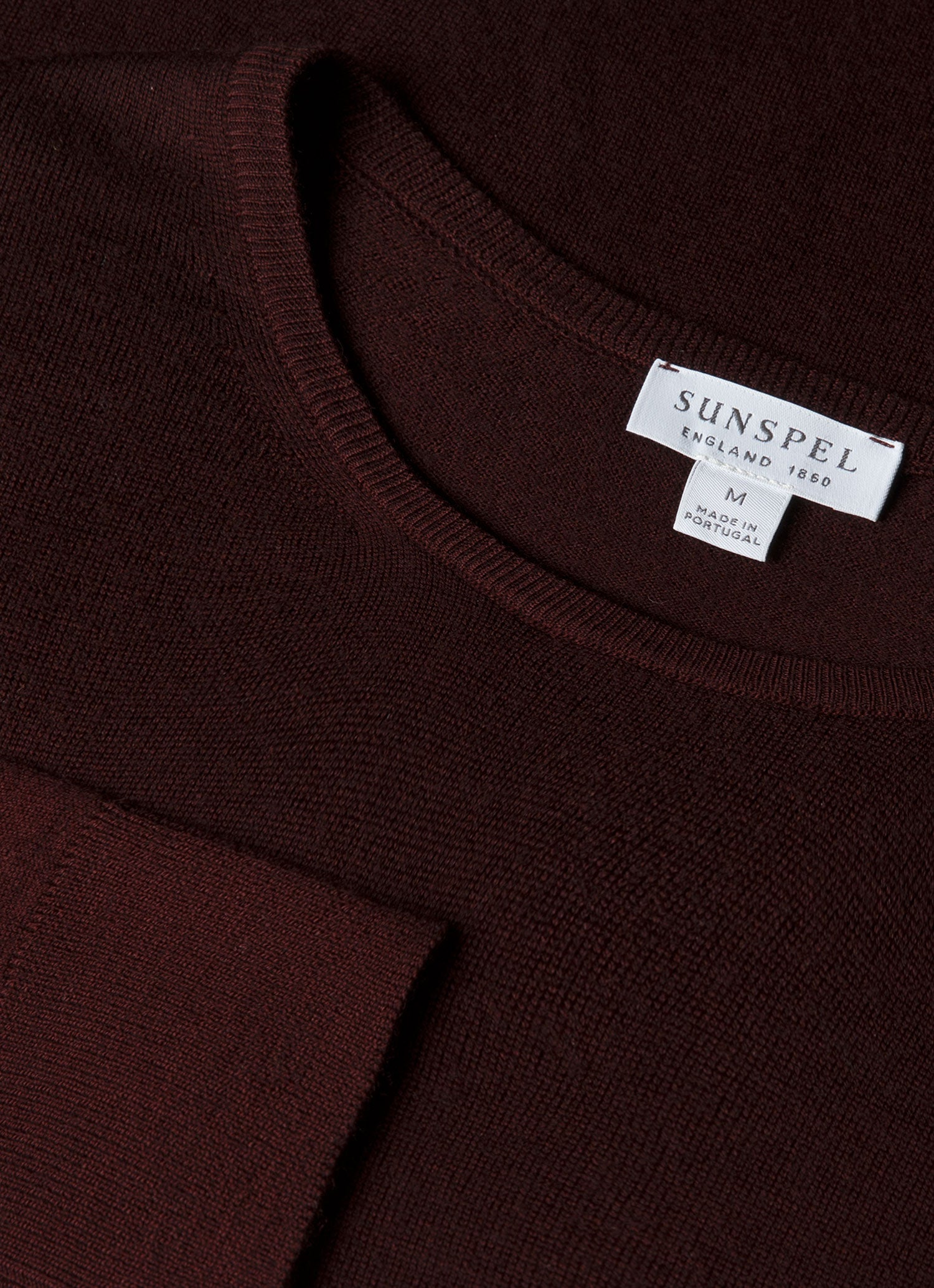 Men's Extra-Fine Merino Jumper in Bakelite