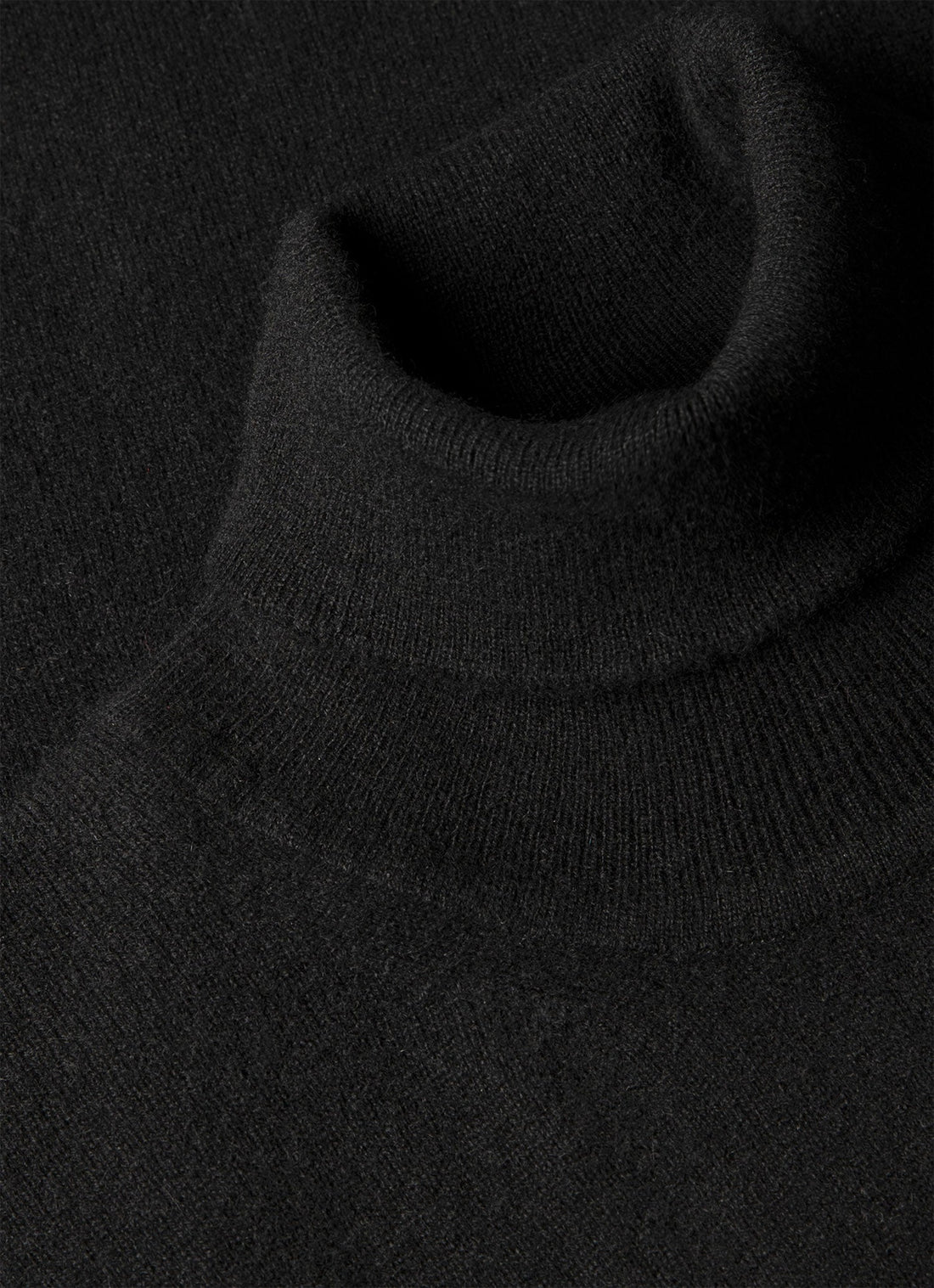 Men's Cashmere Roll Neck Jumper in Black