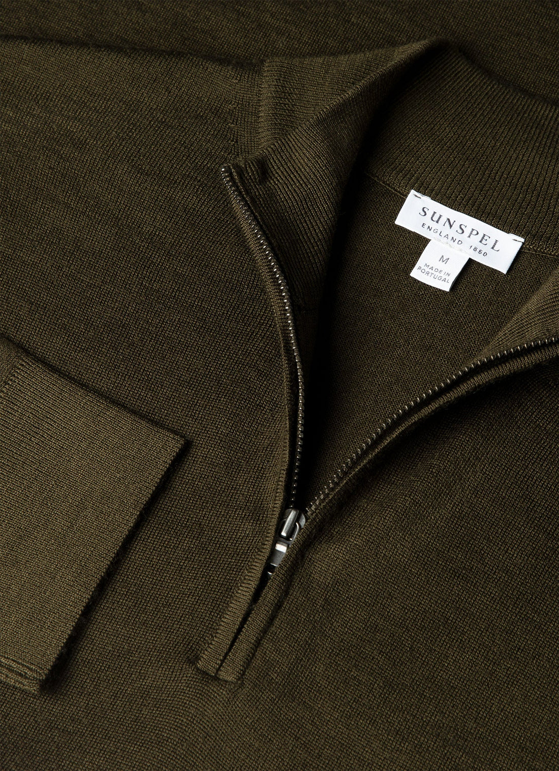Men's Extra-Fine Merino Half Zip Jumper in Loden Green