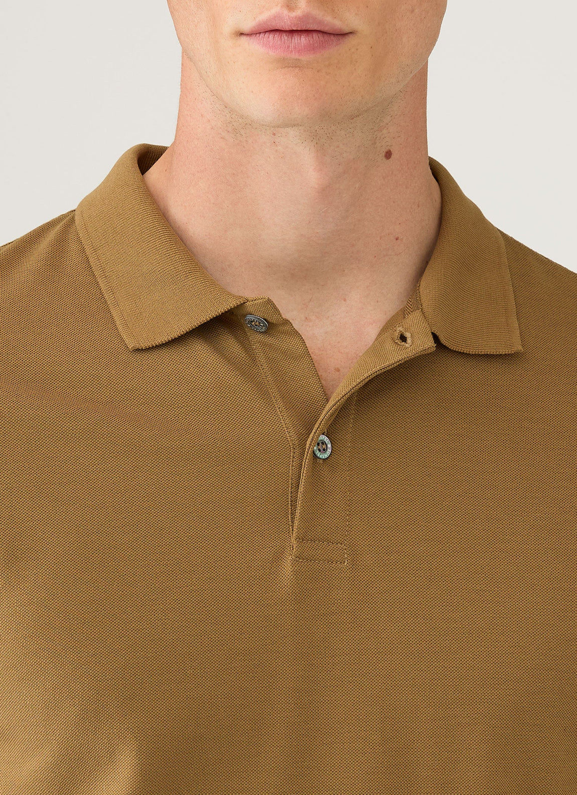 Men's Piqué Polo Shirt in Walnut
