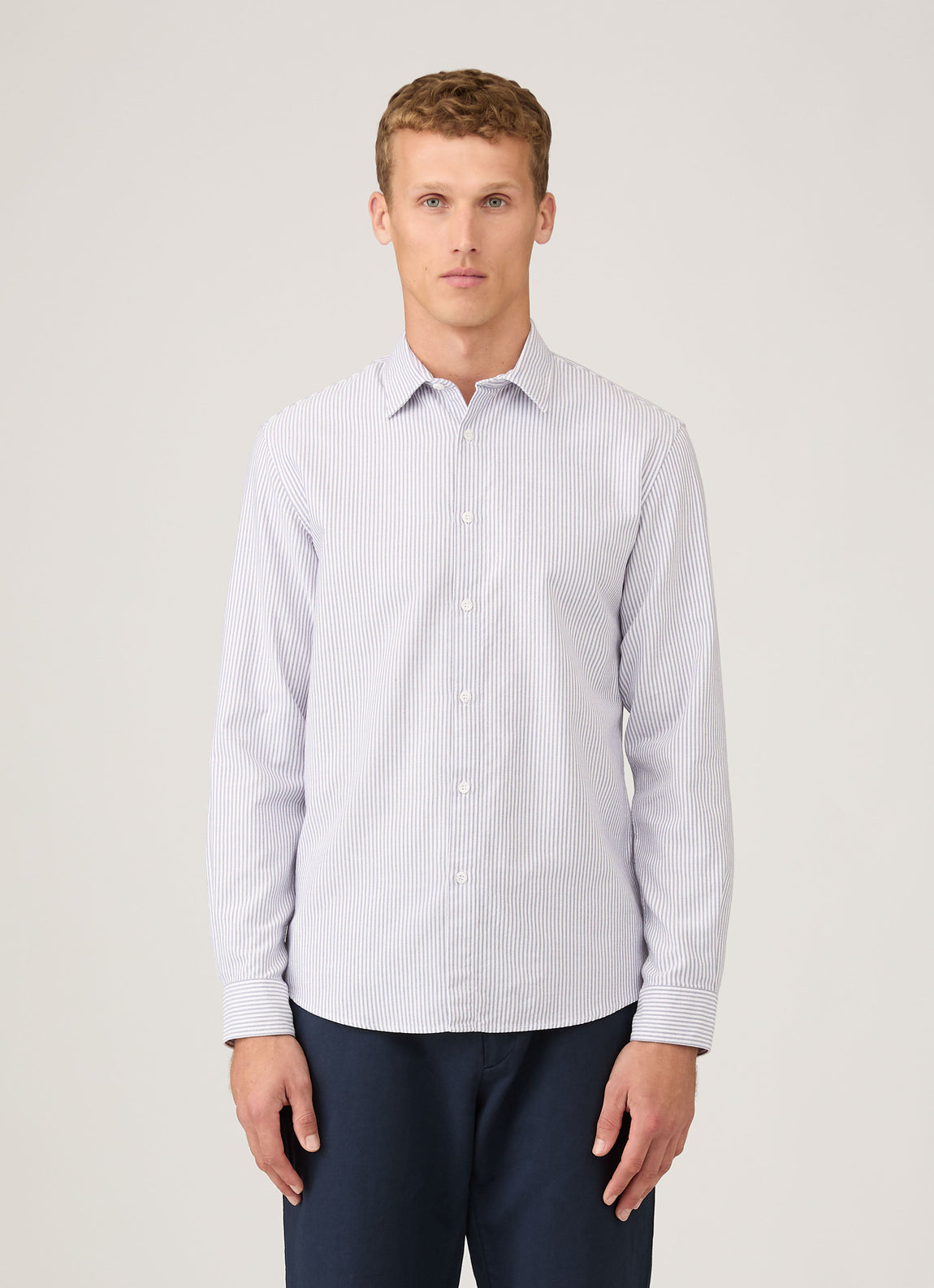 Men's Oxford Shirt in White/Navy