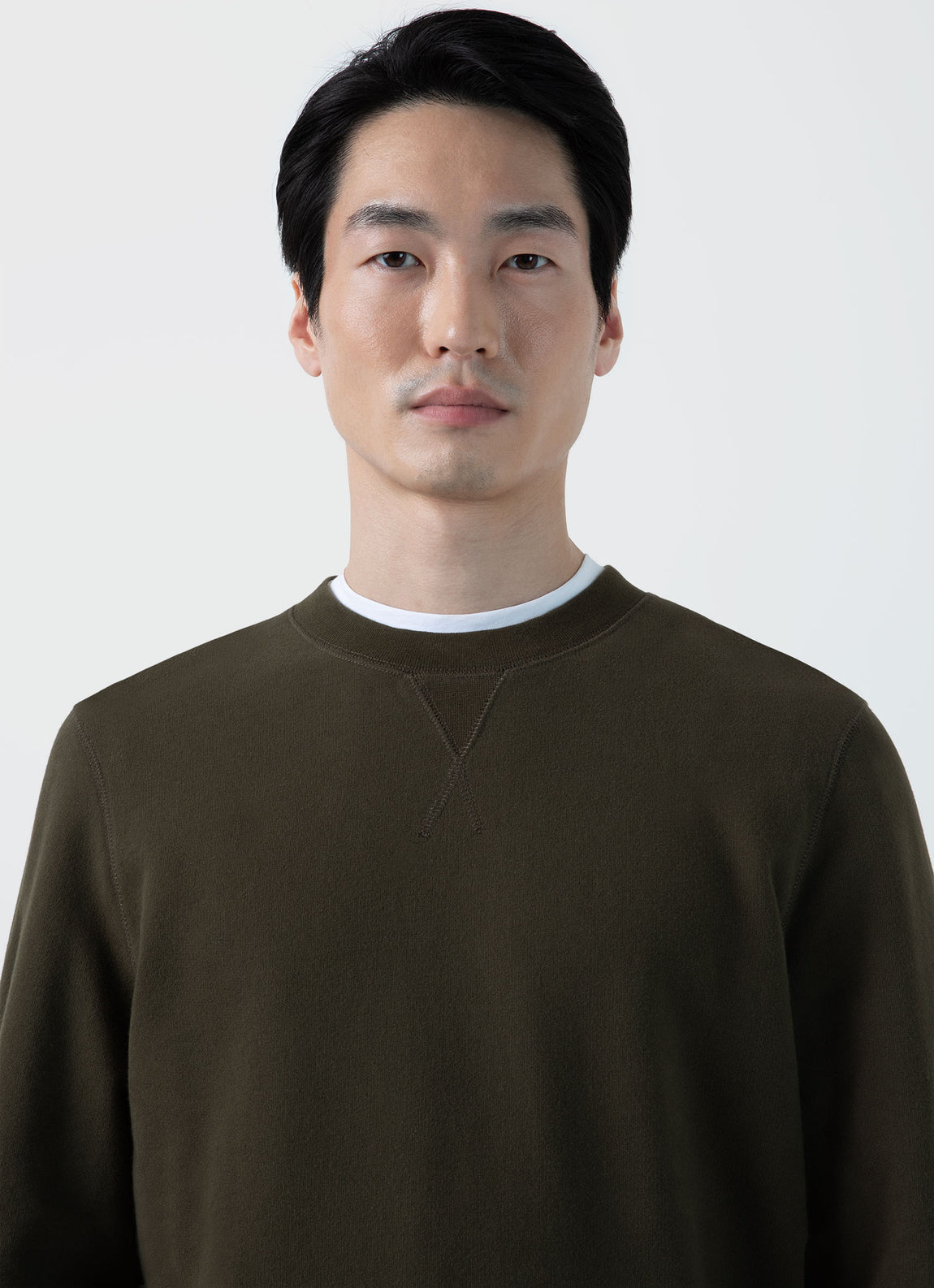 Men's Loopback Sweatshirt in Dark Olive | Sunspel