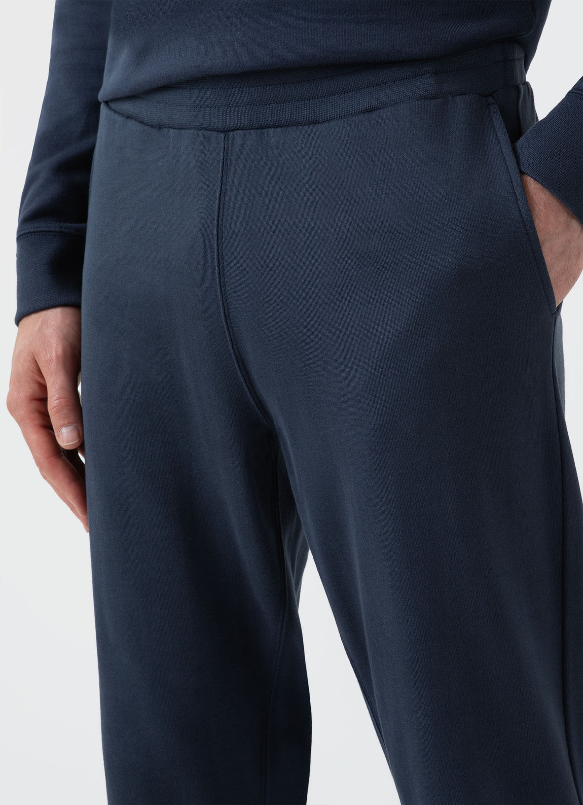 Men's Sea Island Cotton Sweatpants in Navy | Sunspel