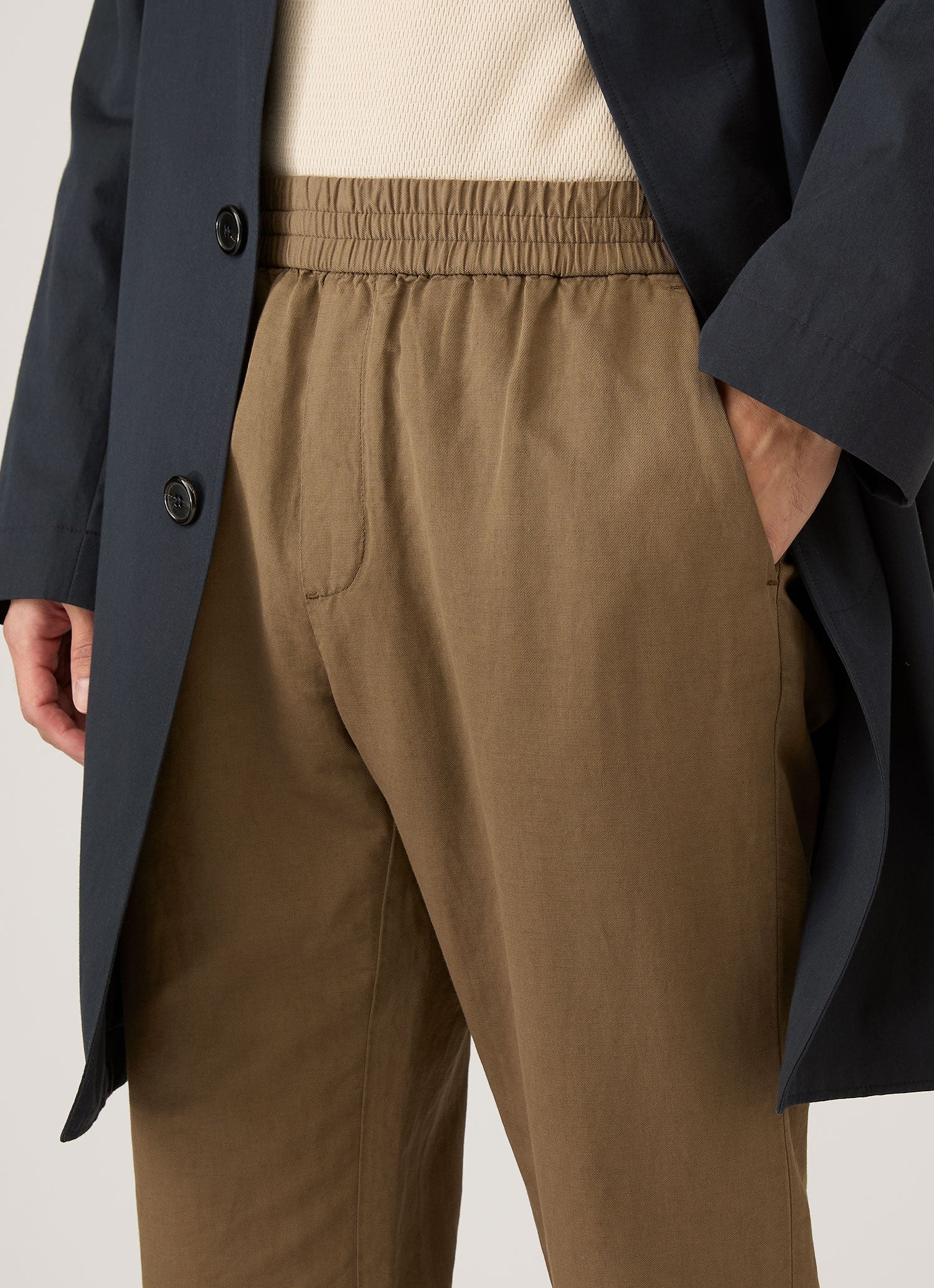 Men's Cotton Linen Drawstring Trouser in Dark Cedar