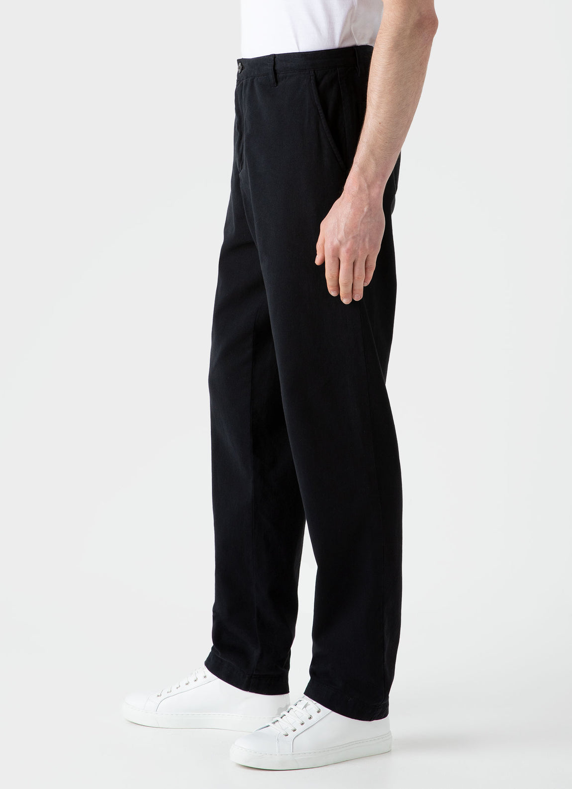 Men's Brushed Cotton Chore Trouser in Black | Sunspel
