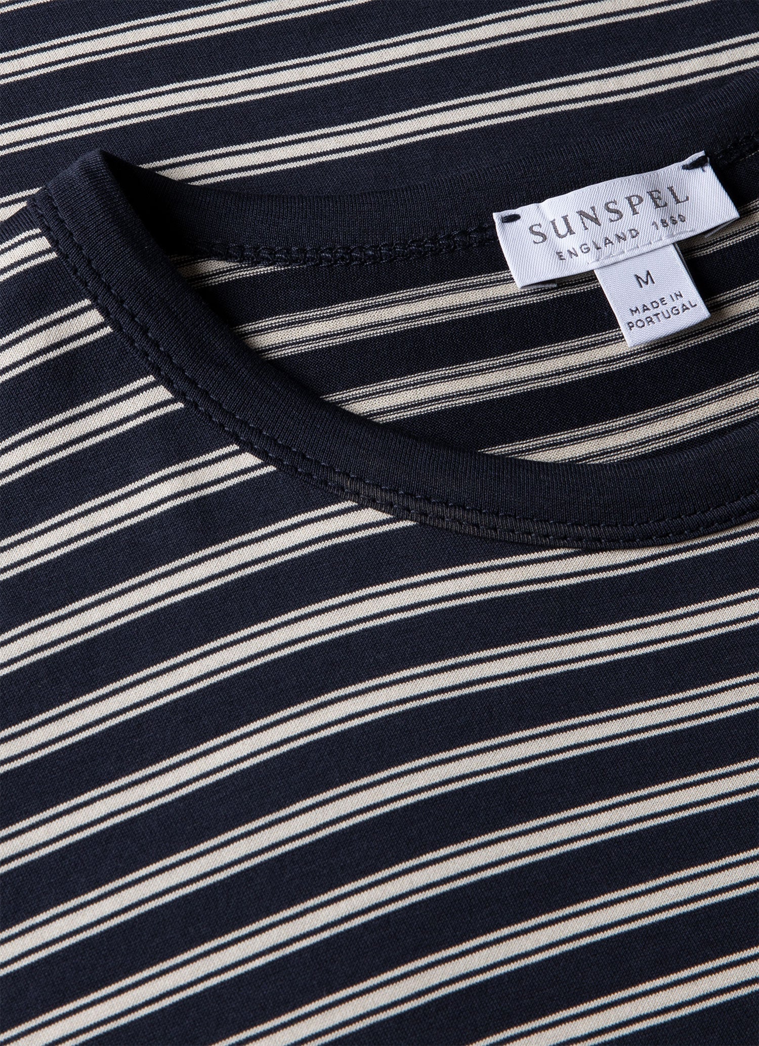 Men's Classic T-shirt in Navy/Undyed