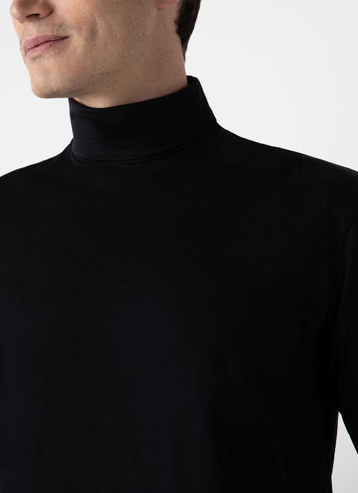 Men's Long Sleeve Roll Neck T-shirt in Black | Sunspel