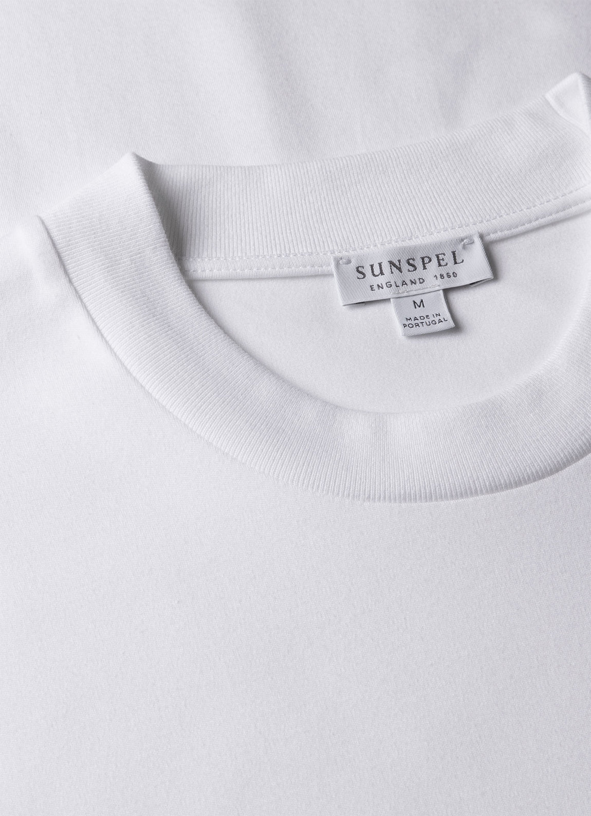 Men's Relaxed Fit Heavyweight T-shirt in White | Sunspel