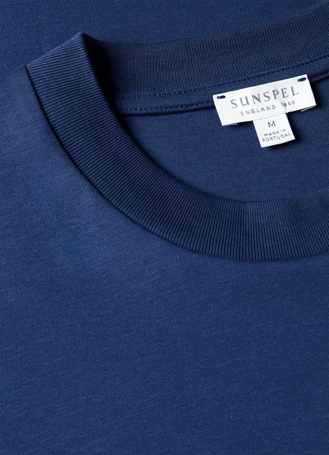 Locker geschnittenes T‑Shirt