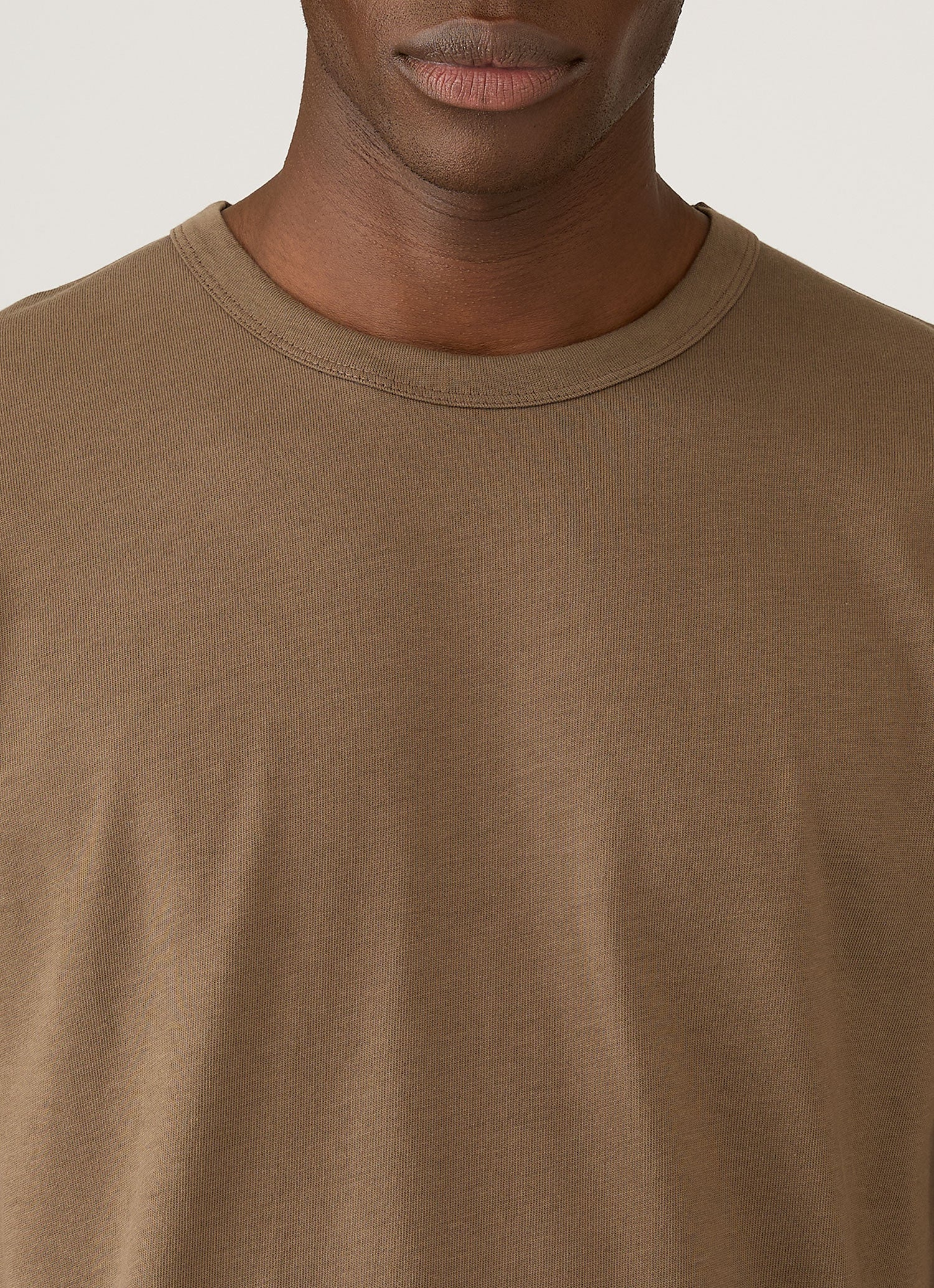 Men's Heavyweight Classic T-shirt in Dark Cedar | Sunspel
