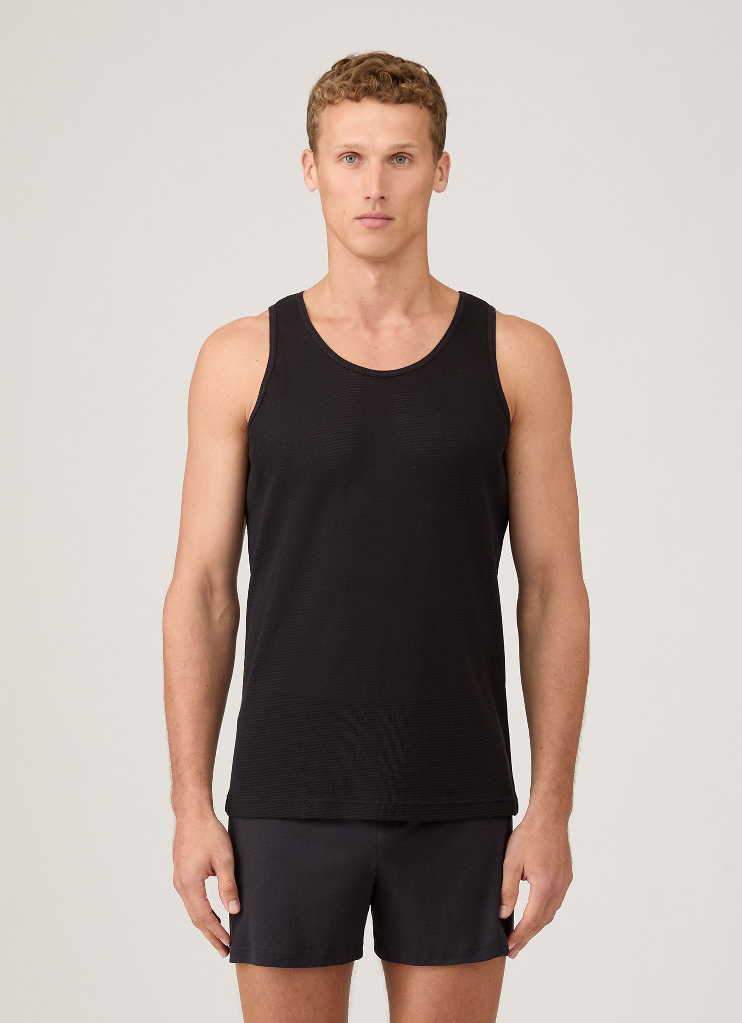 Men's Cellular Cotton Underwear Vest in Black | Sunspel