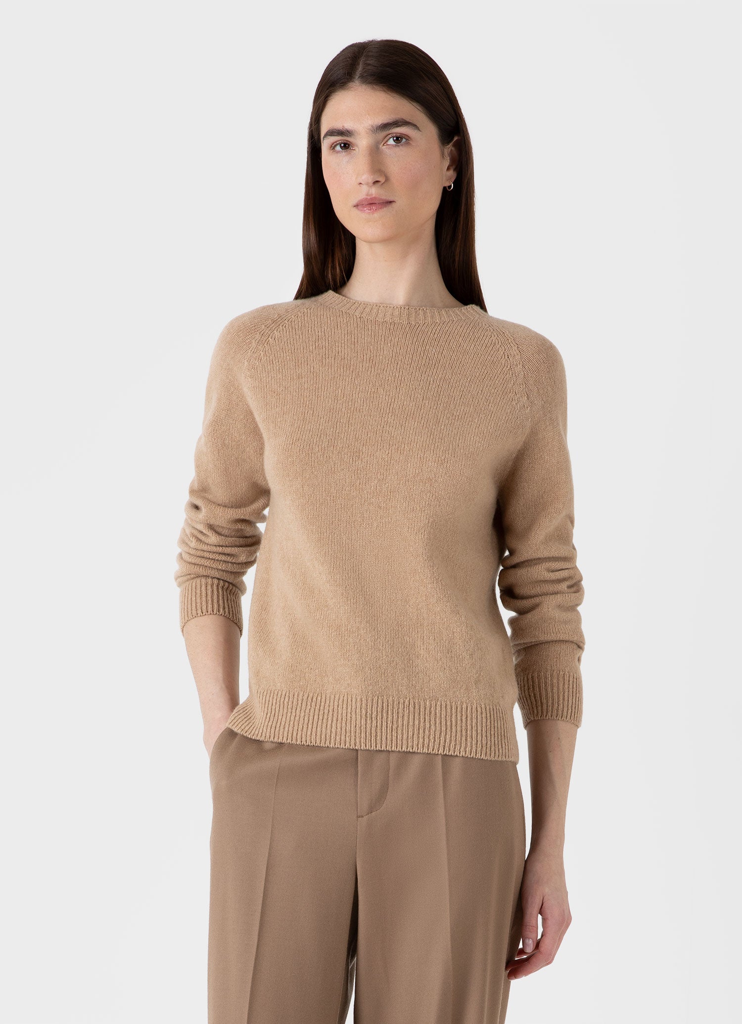 Women's Lambswool Crew Neck Jumper in Light Camel