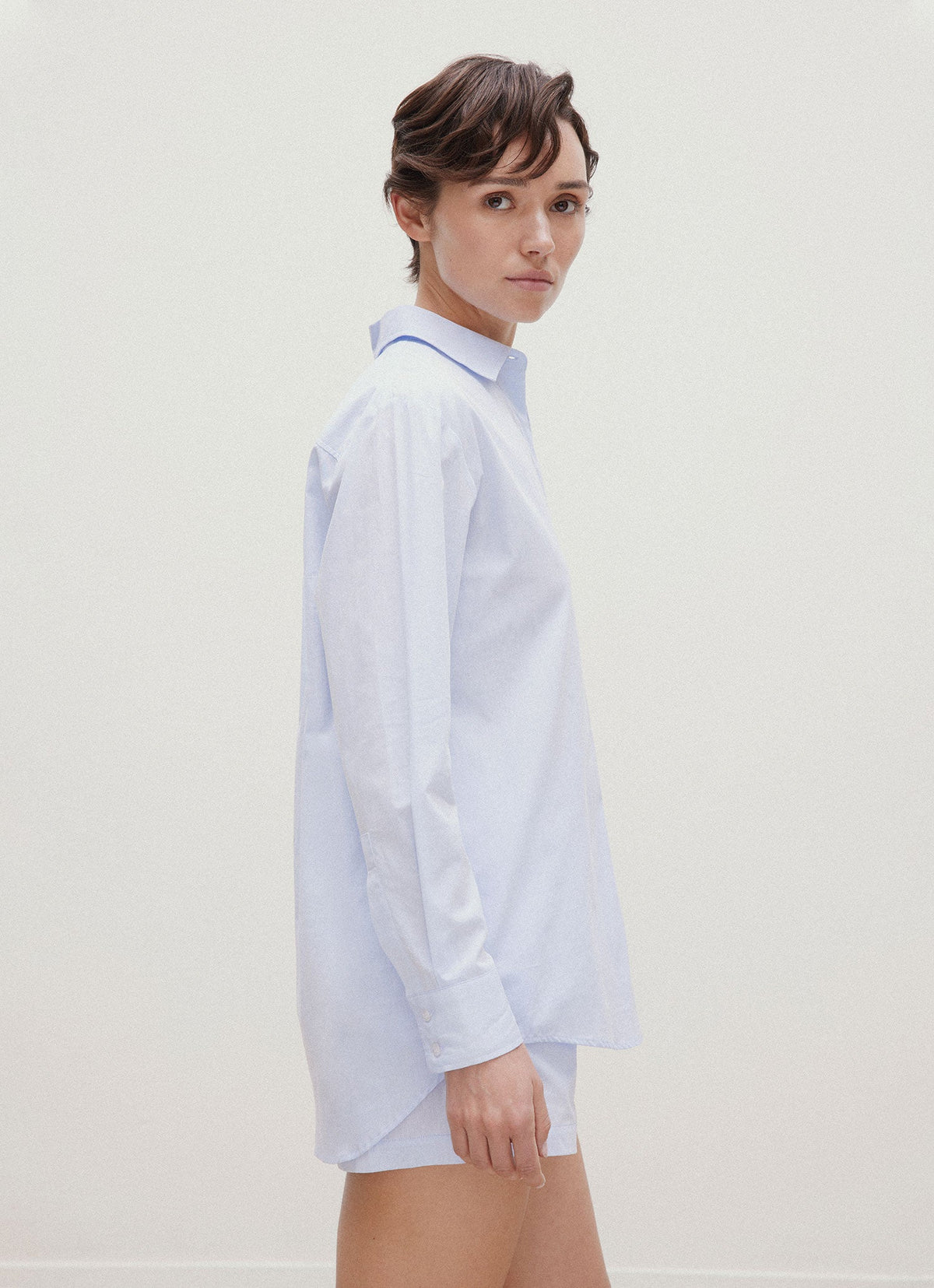 Women's Relaxed Poplin Shirt in Pastel Blue