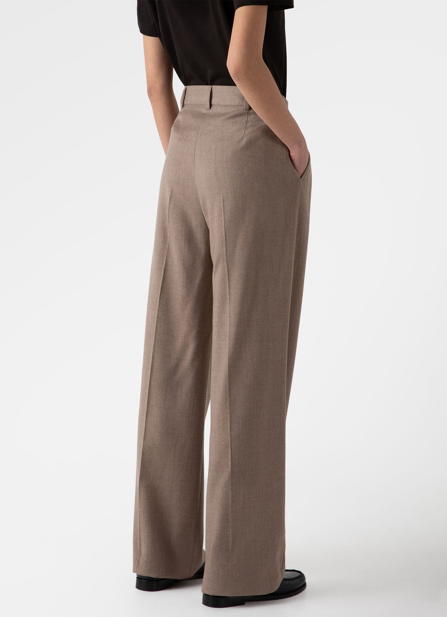 Women's Pleated Wool Flannel Trouser in Oatmeal Melange